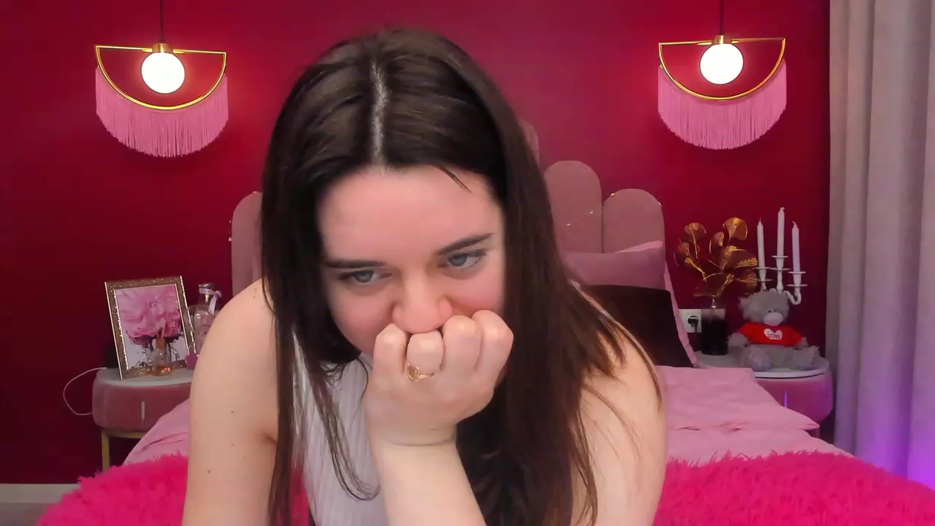 Gallery image thumbnail from JeyEvans's myfreecams stream on, 04/02/2023, 07:59 image 18 of 20