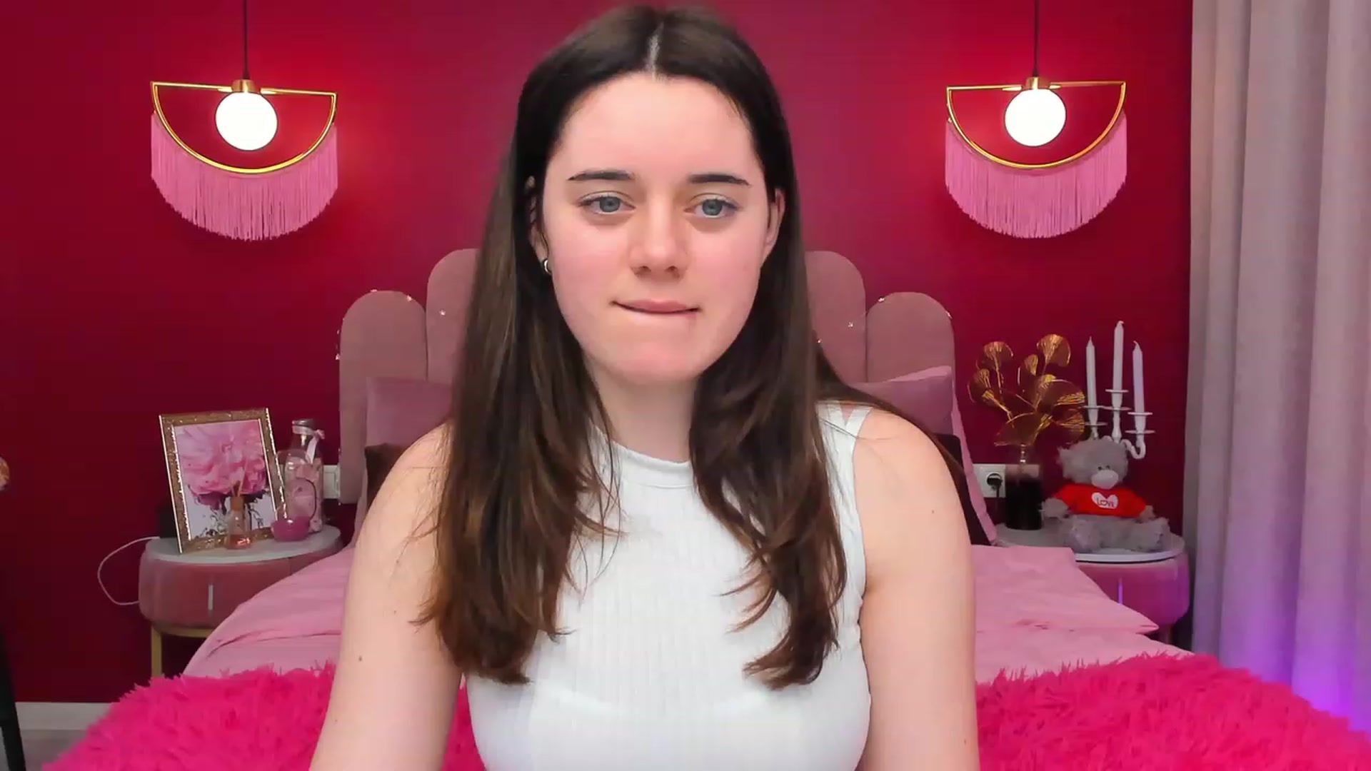 Gallery image thumbnail from JeyEvans's myfreecams stream on, 04/02/2023, 12:02 image 12 of 20