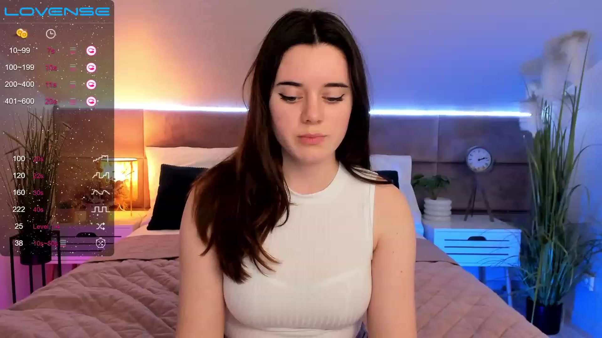 Gallery image thumbnail from JeyEvans's myfreecams stream on, 04/05/2023, 18:35 image 1 of 20