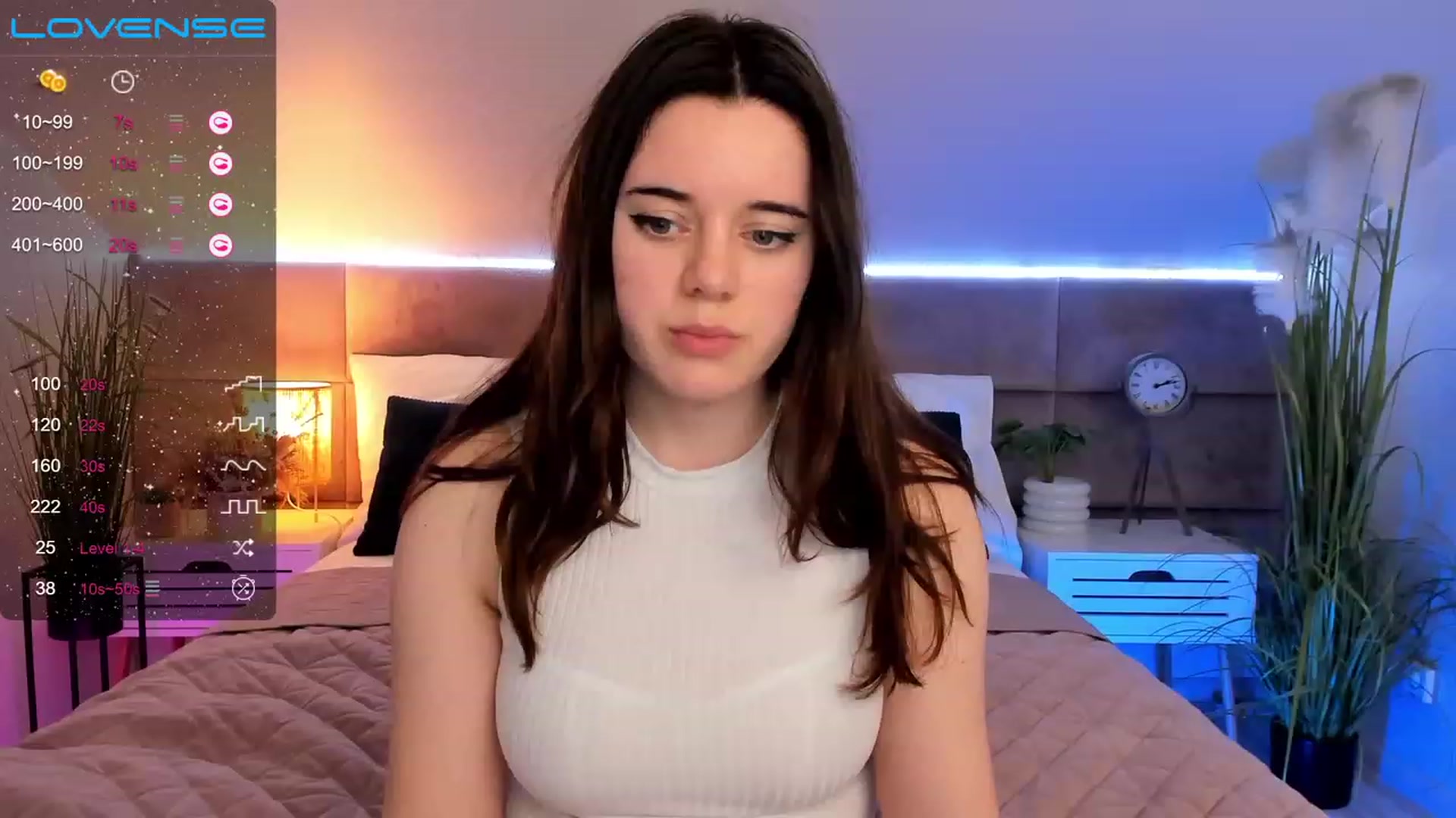 Gallery image thumbnail from JeyEvans's myfreecams stream on, 04/05/2023, 18:35 image 4 of 20