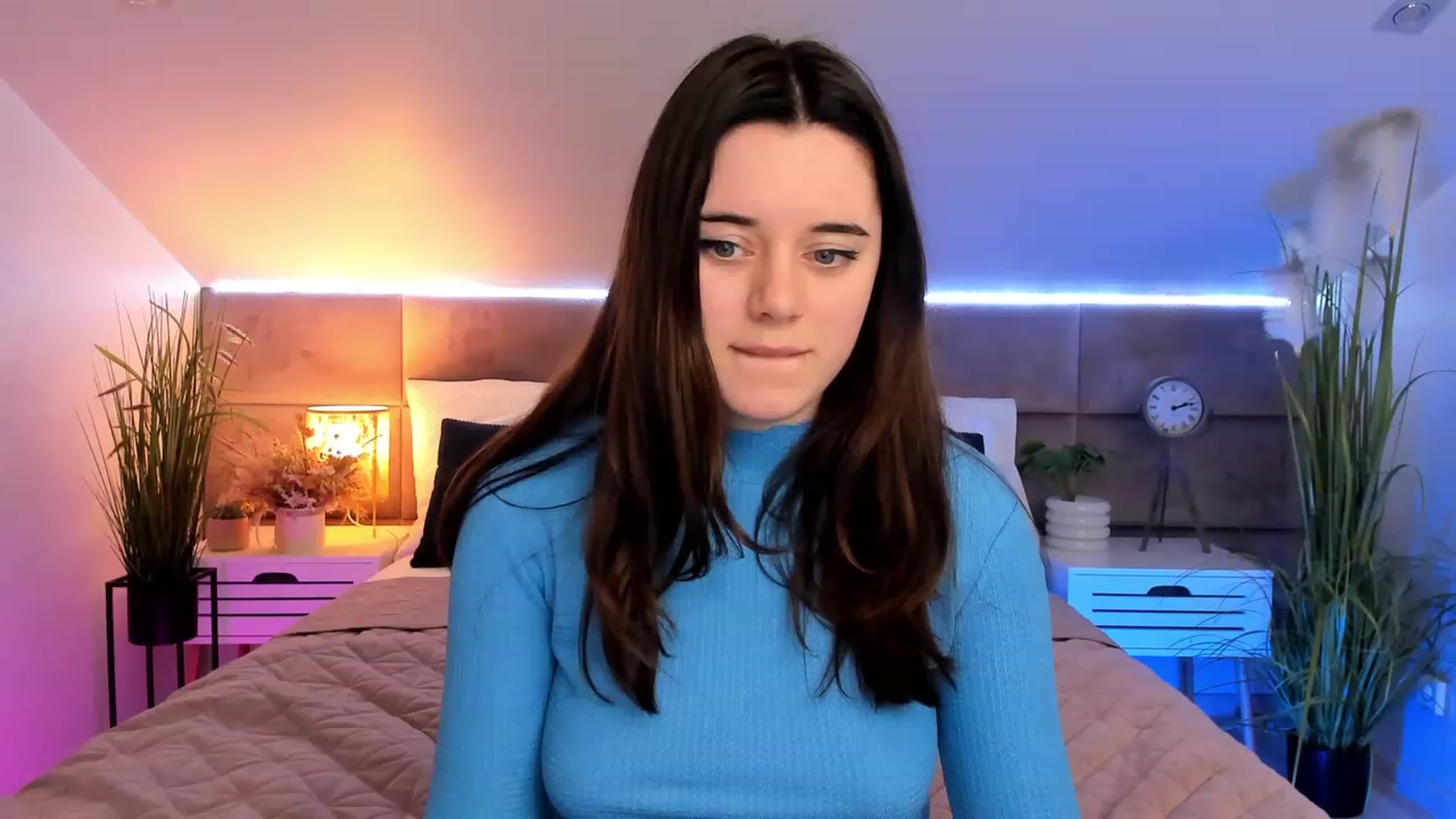 Gallery image thumbnail from JeyEvans's myfreecams stream on, 04/05/2023, 18:53 image 19 of 20