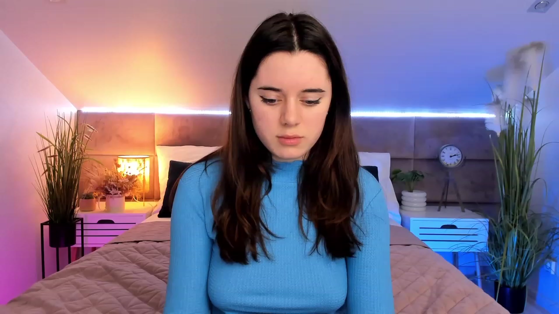 Gallery image thumbnail from JeyEvans's myfreecams stream on, 04/05/2023, 18:53 image 14 of 20