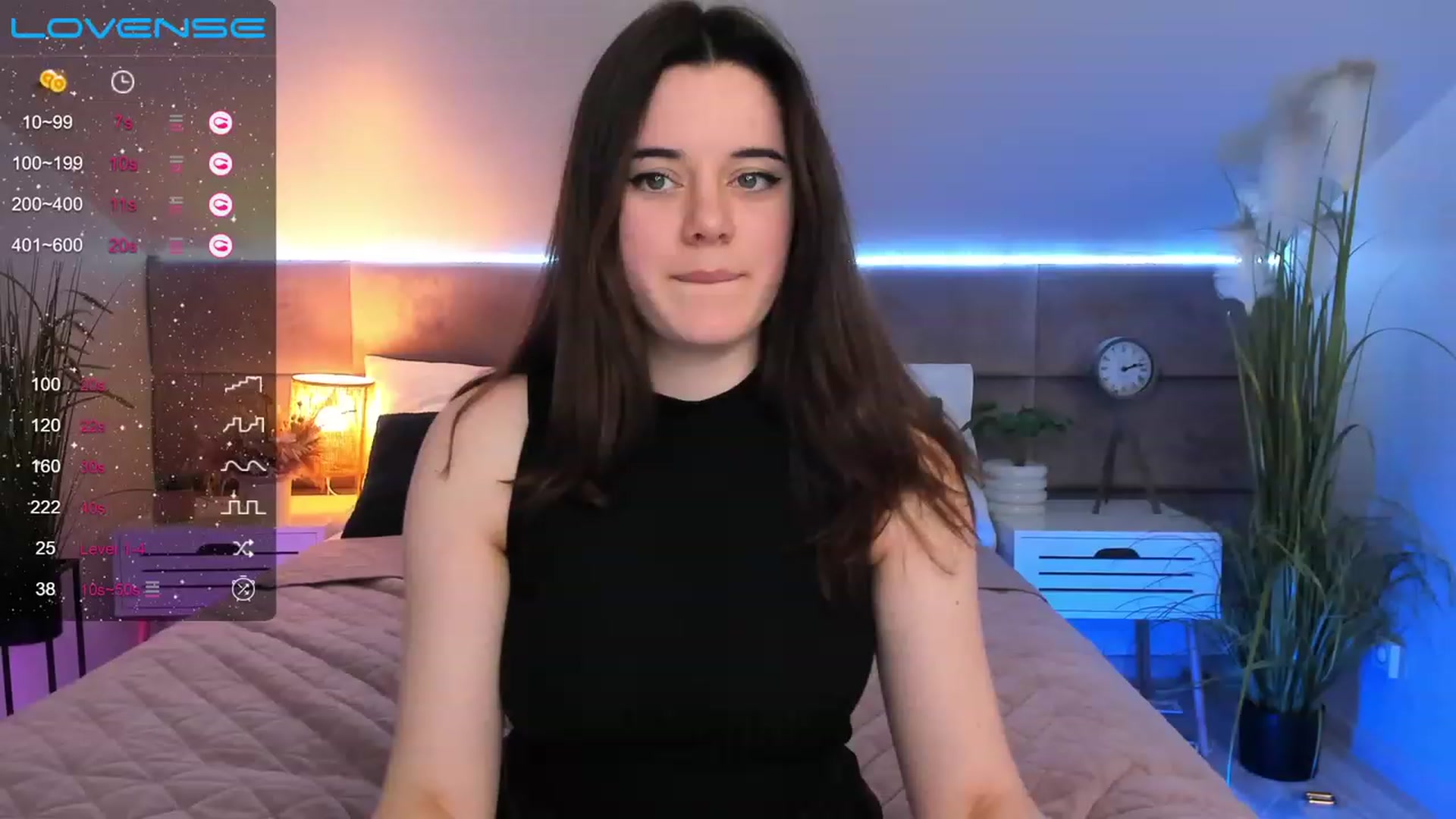 Gallery image thumbnail from JeyEvans's myfreecams stream on, 04/06/2023, 16:56 image 8 of 20