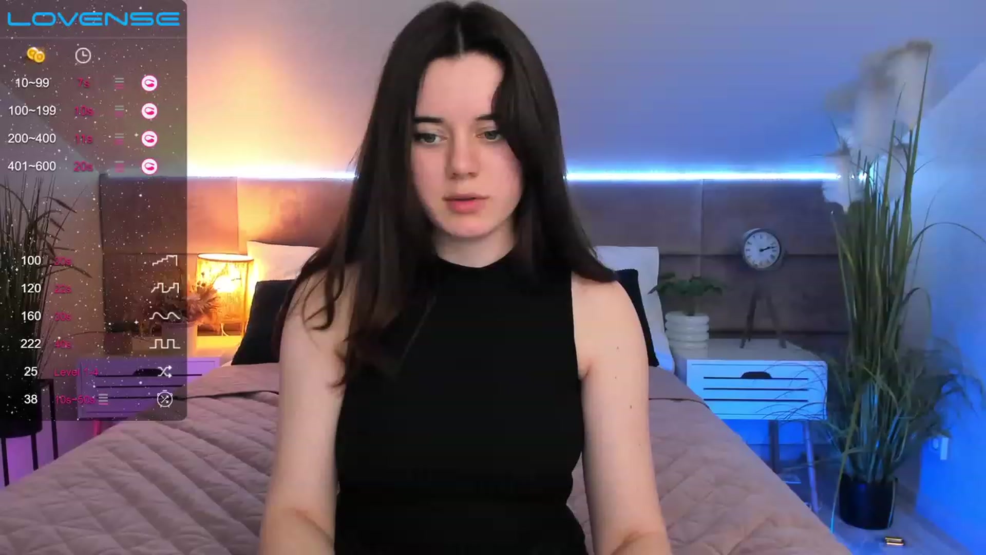 Gallery image thumbnail from JeyEvans's myfreecams stream on, 04/06/2023, 16:56 image 13 of 20