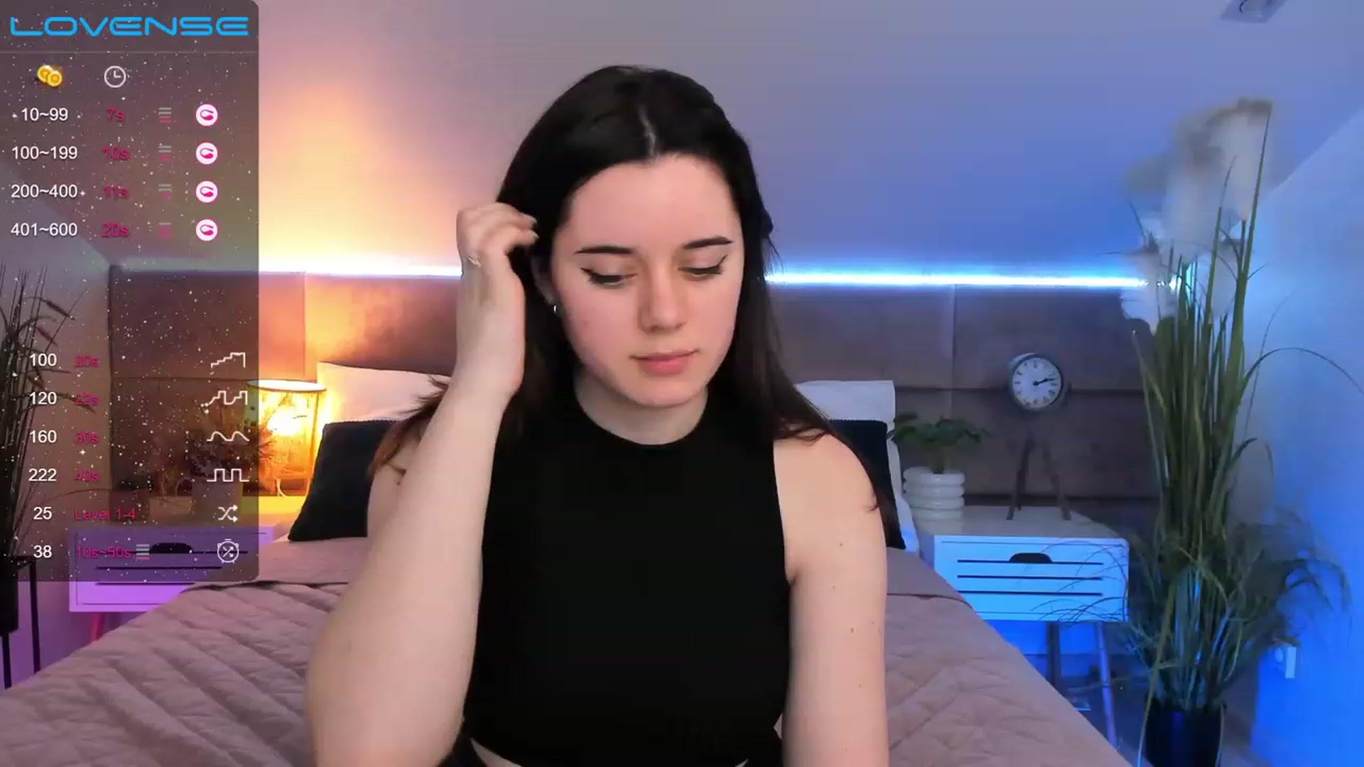 Gallery image thumbnail from JeyEvans's myfreecams stream on, 04/06/2023, 18:57 image 15 of 20