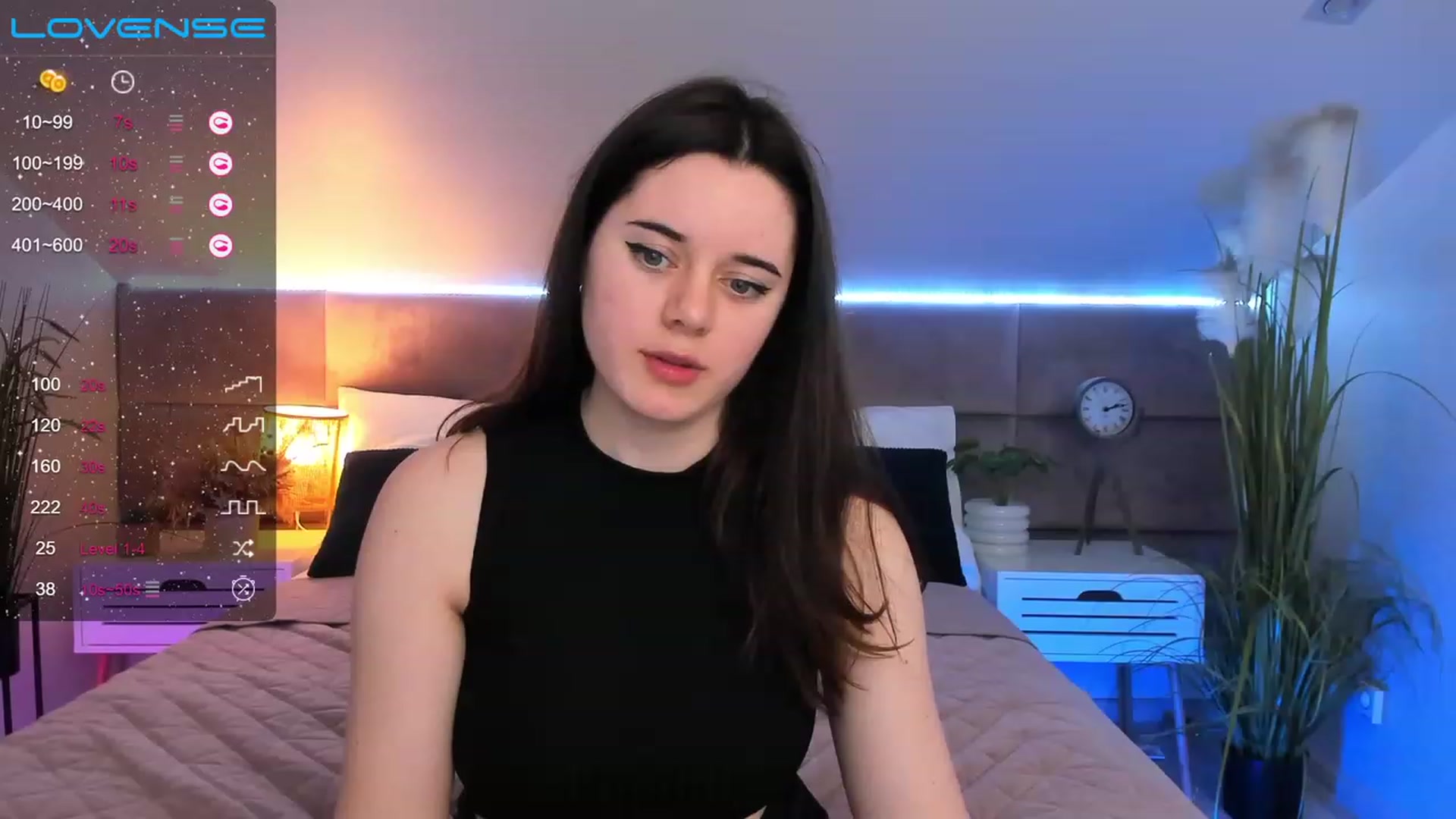 Gallery image thumbnail from JeyEvans's myfreecams stream on, 04/06/2023, 18:57 image 17 of 20