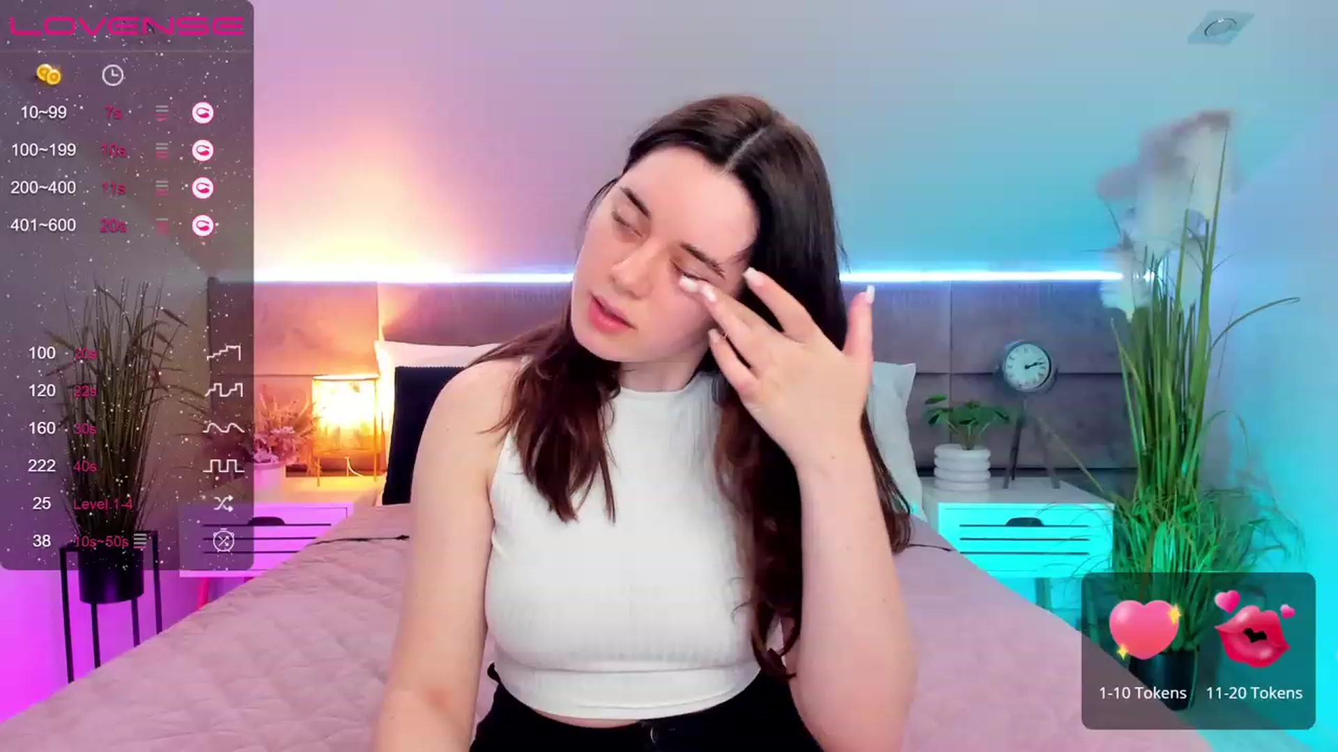 Gallery image thumbnail from JeyEvans's myfreecams stream on, 04/12/2023, 12:36 image 13 of 20