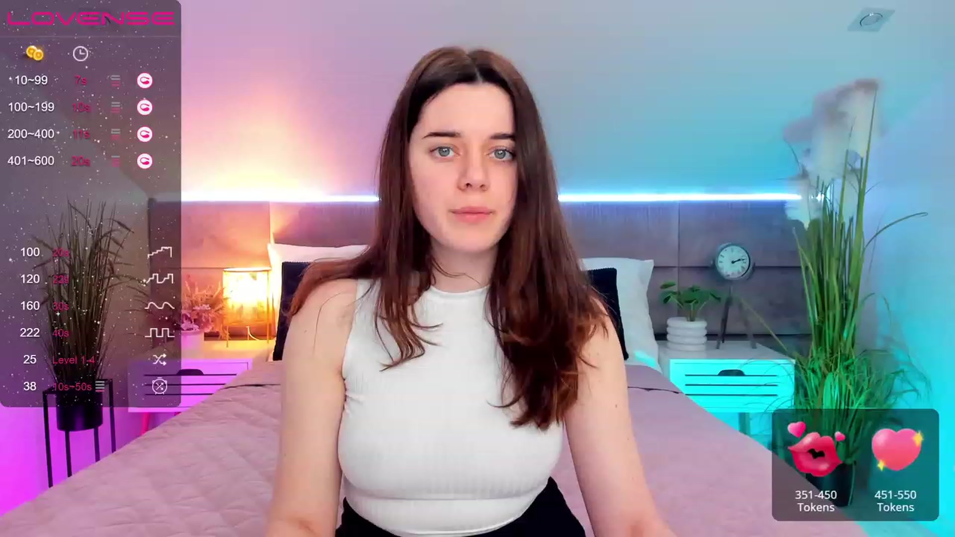 Gallery image thumbnail from JeyEvans's myfreecams stream on, 04/12/2023, 12:36 image 6 of 20
