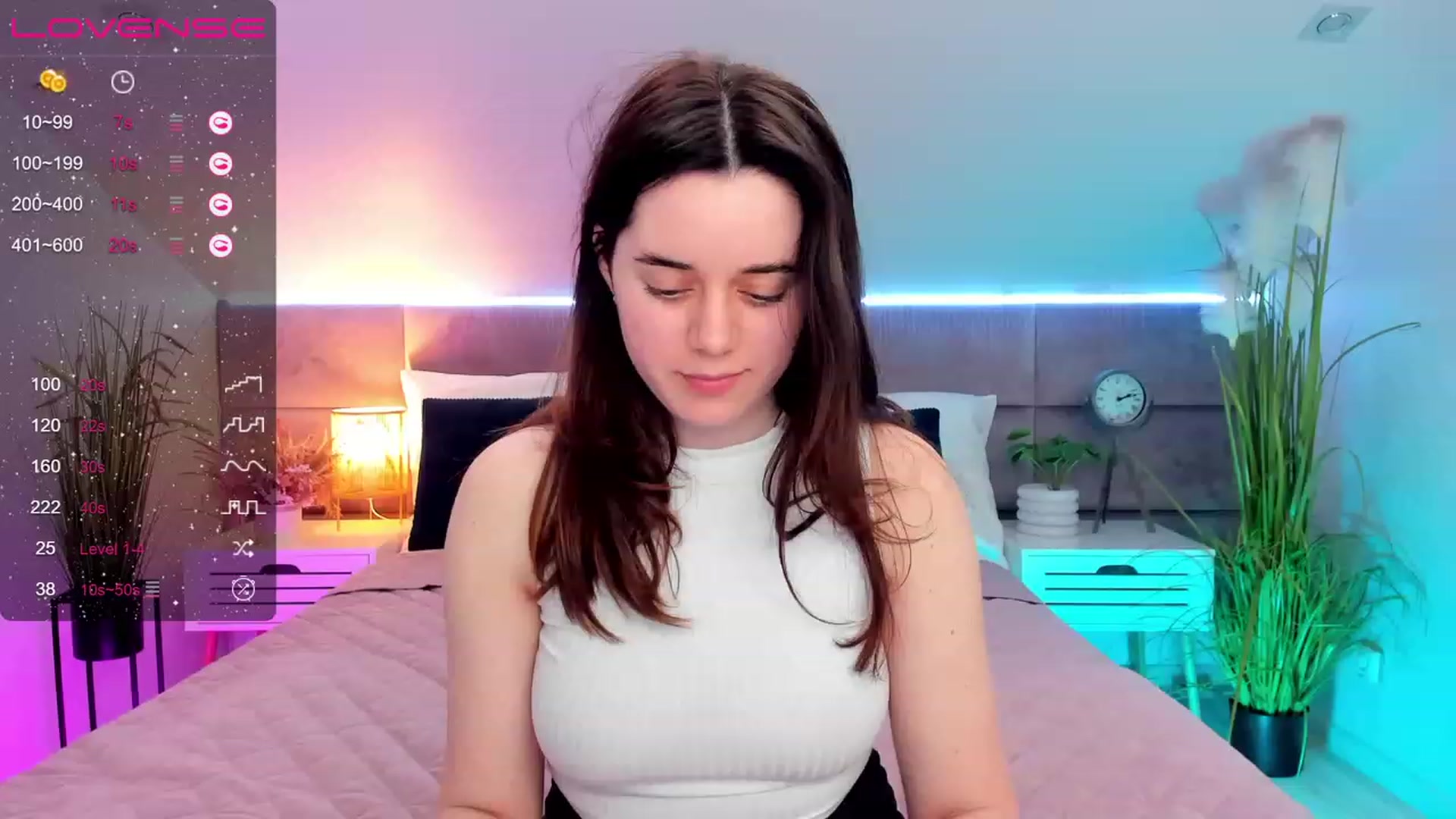 Gallery image thumbnail from JeyEvans's myfreecams stream on, 04/12/2023, 13:05 image 12 of 20