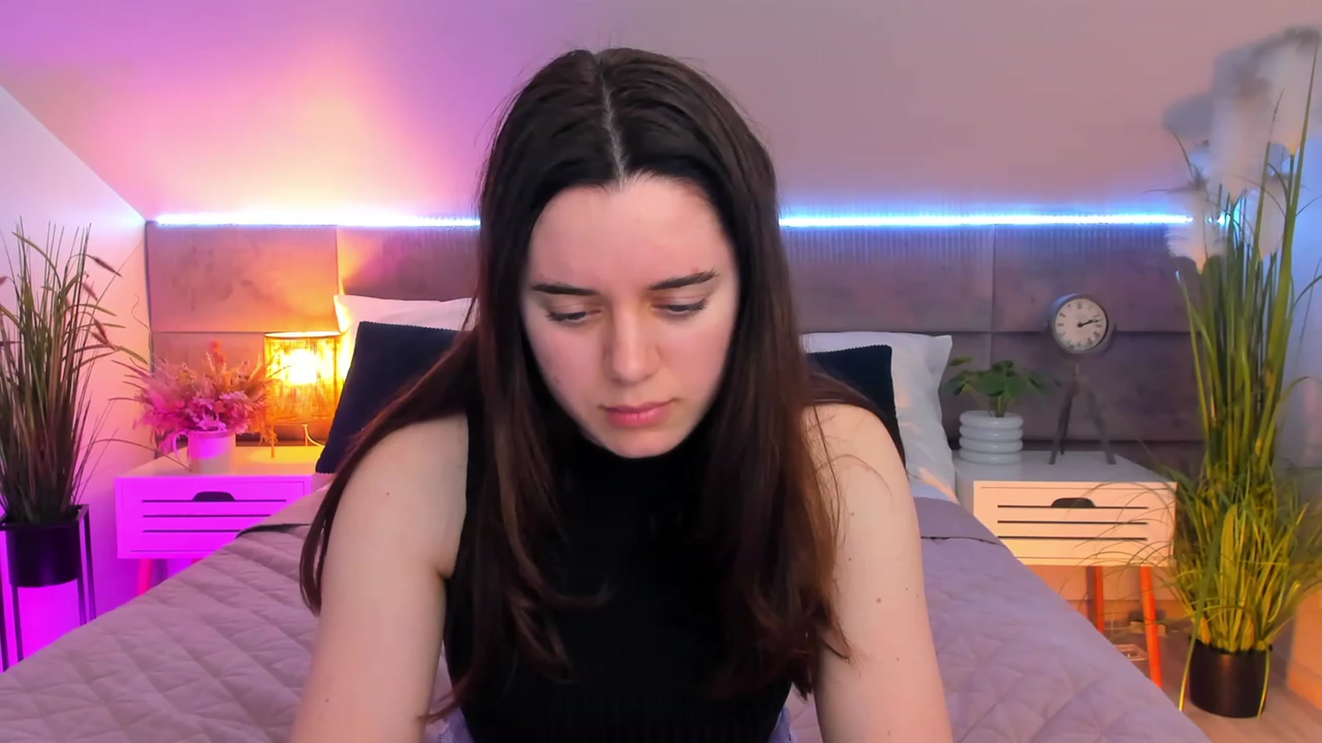Gallery image thumbnail from JeyEvans's myfreecams stream on, 04/13/2023, 14:45 image 13 of 20