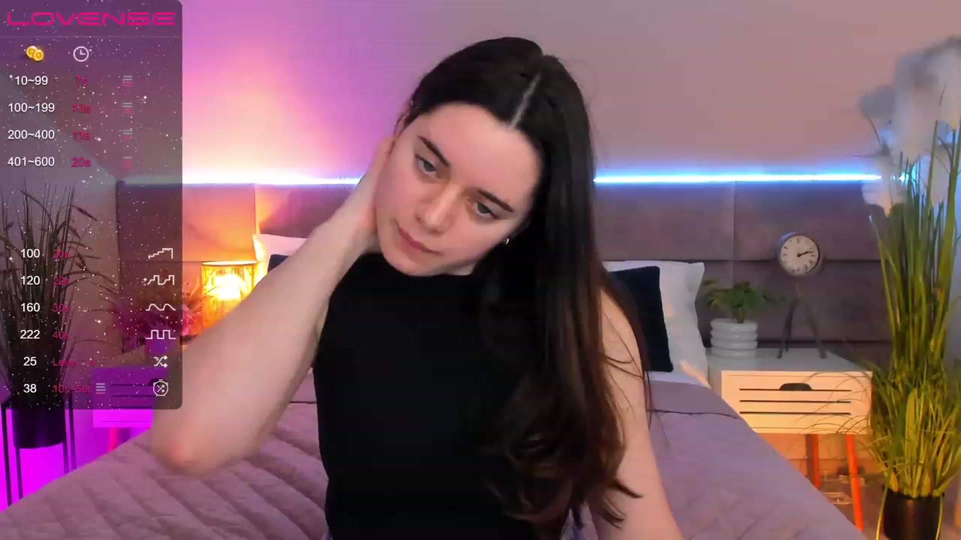 Gallery image thumbnail from JeyEvans's myfreecams stream on, 04/13/2023, 16:46 image 19 of 20