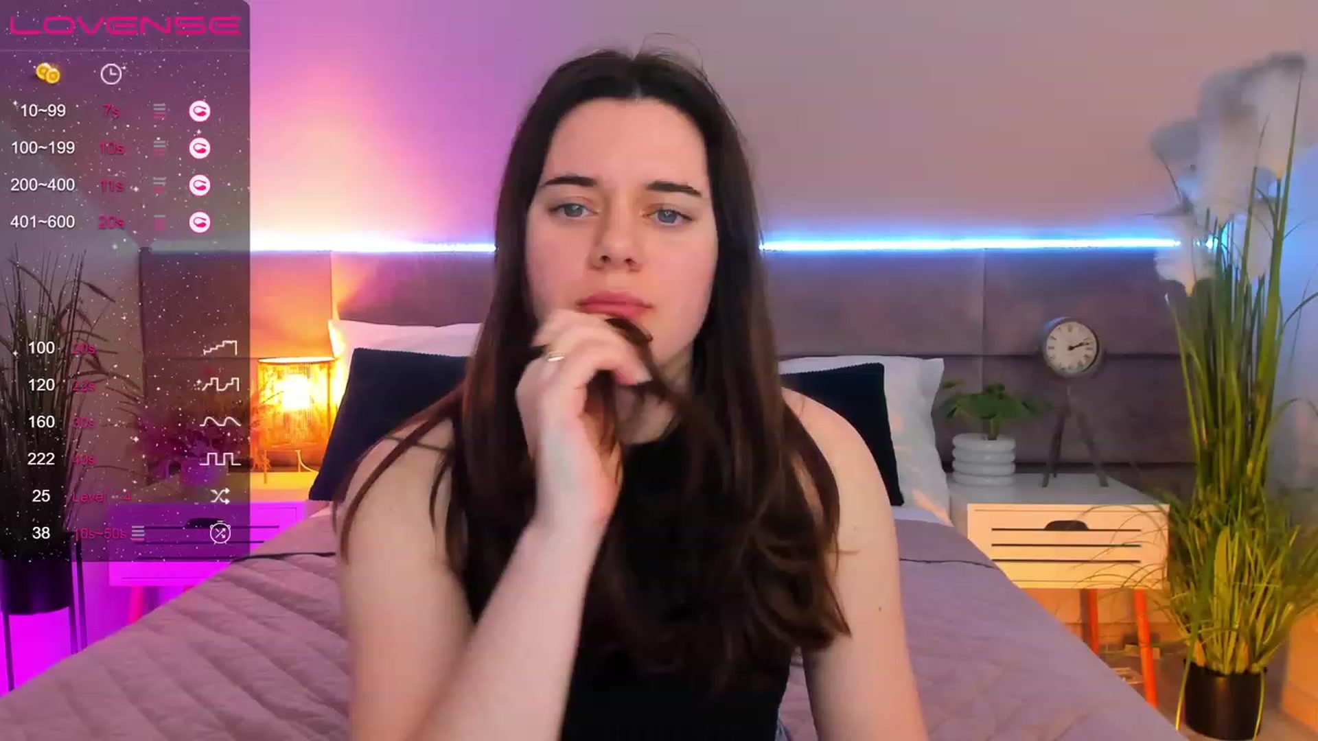 Gallery image thumbnail from JeyEvans's myfreecams stream on, 04/13/2023, 16:46 image 3 of 20