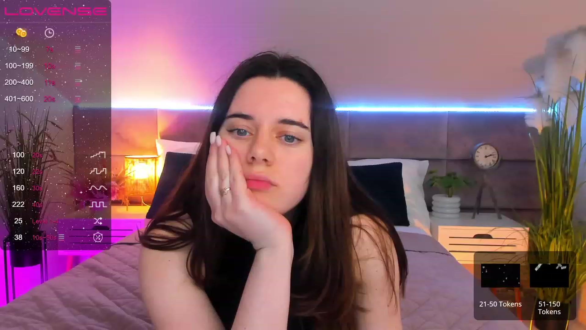 Gallery image thumbnail from JeyEvans's myfreecams stream on, 04/13/2023, 19:02 image 2 of 20