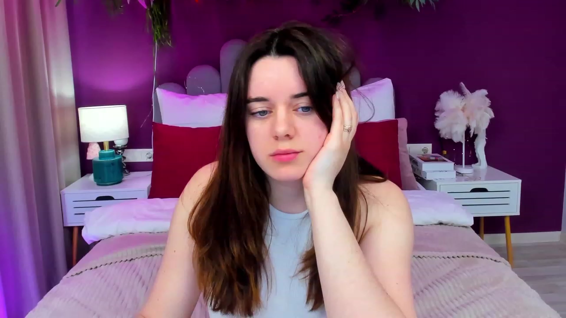 Gallery image thumbnail from JeyEvans's myfreecams stream on, 04/14/2023, 09:16 image 10 of 20