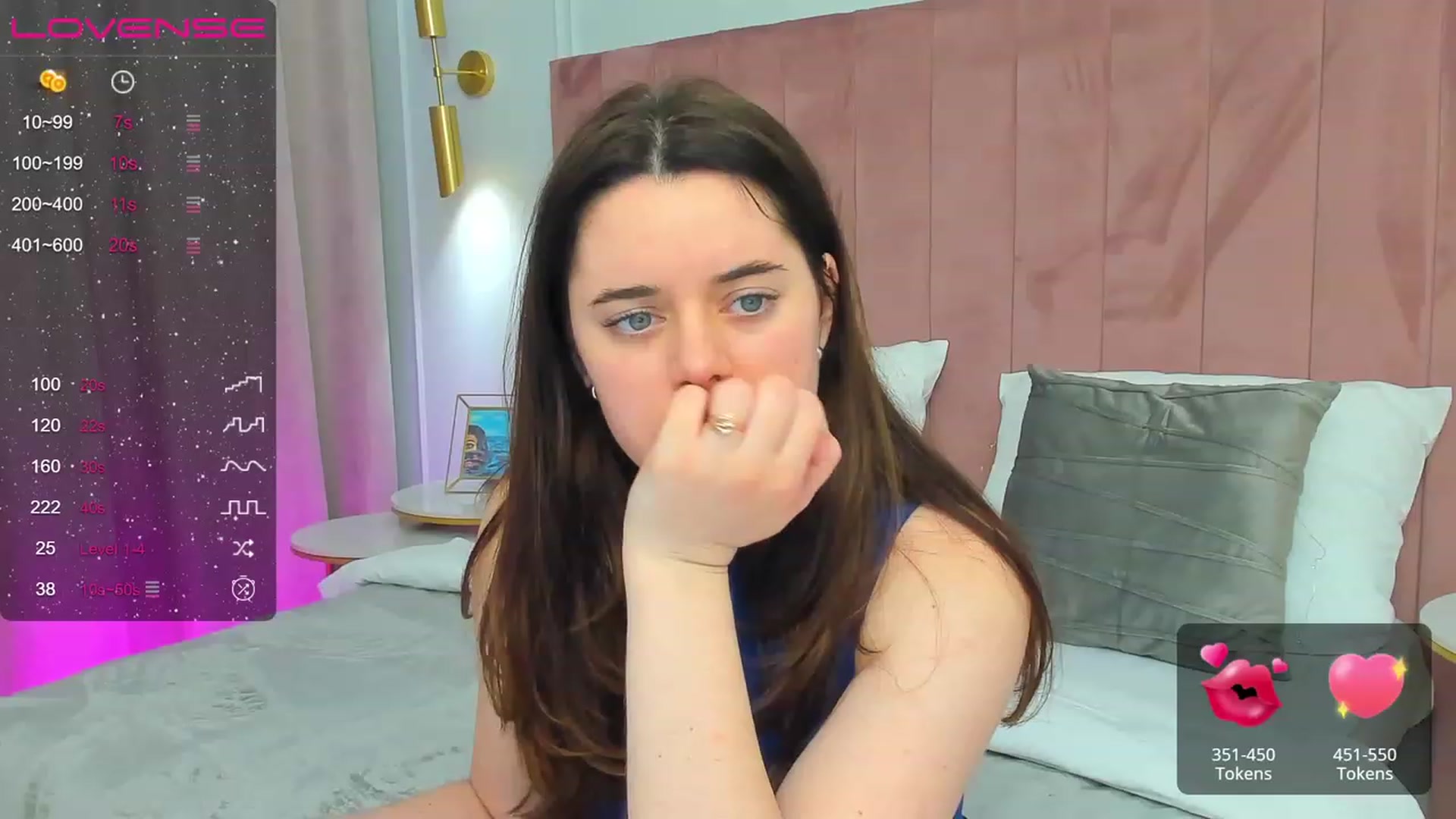 Gallery image thumbnail from JeyEvans's myfreecams stream on, 04/18/2023, 16:32 image 6 of 20