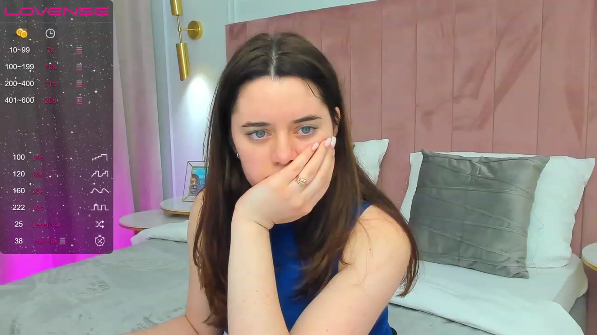 Gallery image thumbnail from JeyEvans's myfreecams stream on, 04/18/2023, 16:32 image 5 of 20