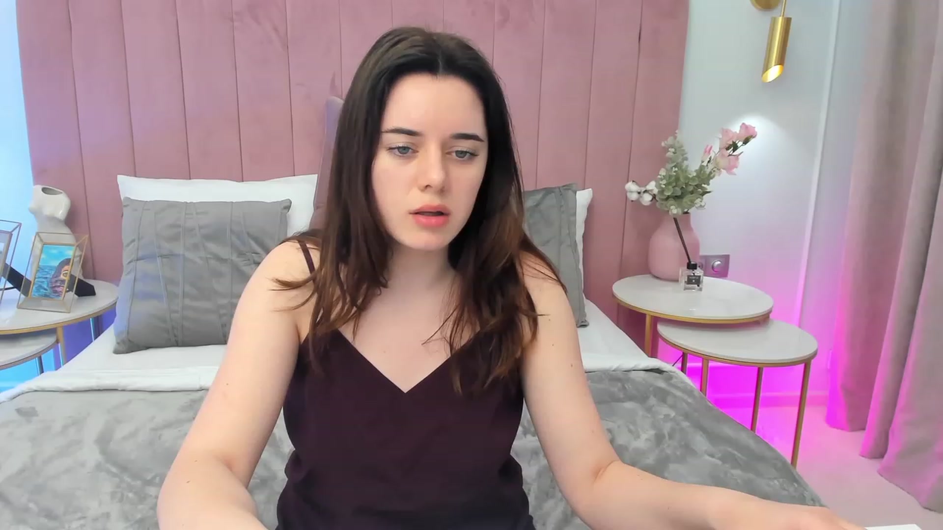 Gallery image thumbnail from JeyEvans's myfreecams stream on, 05/18/2023, 14:22 image 12 of 20