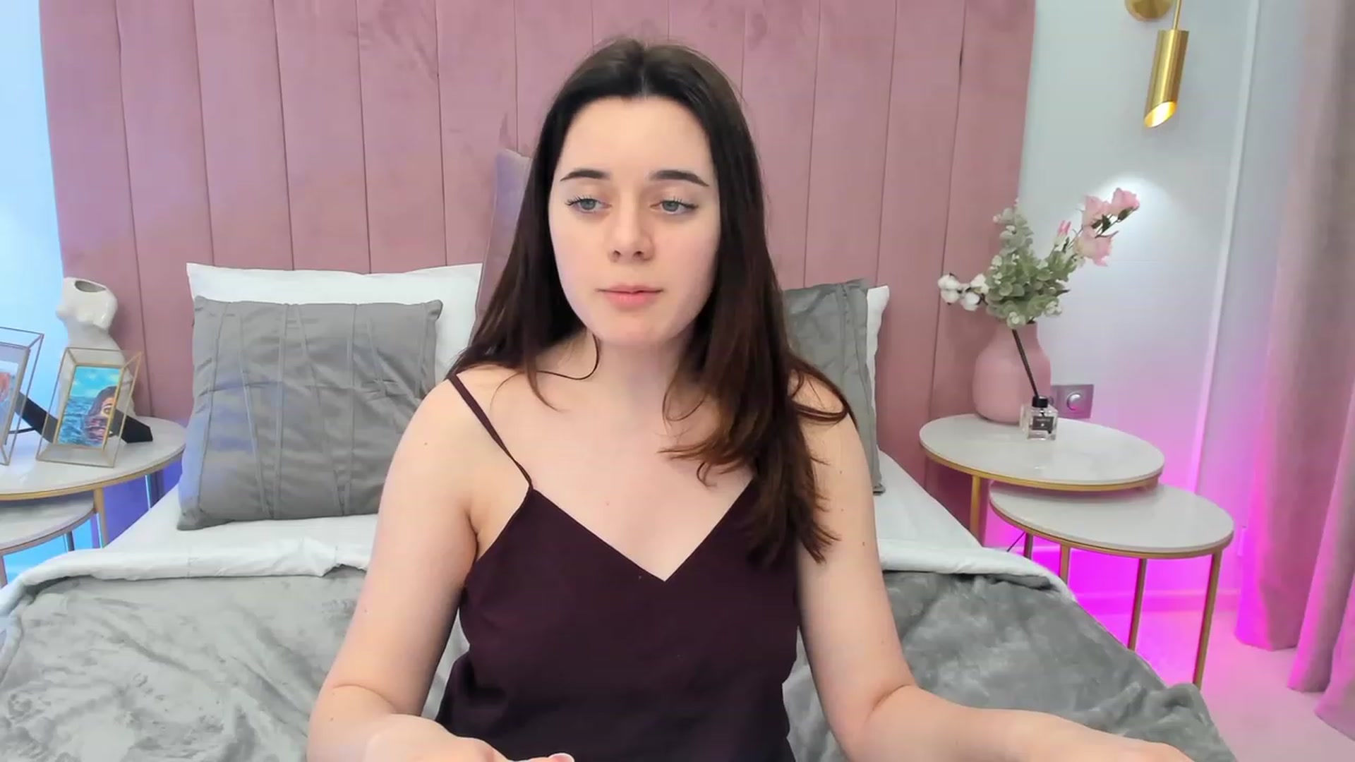 Gallery image thumbnail from JeyEvans's myfreecams stream on, 05/18/2023, 18:48 image 10 of 20