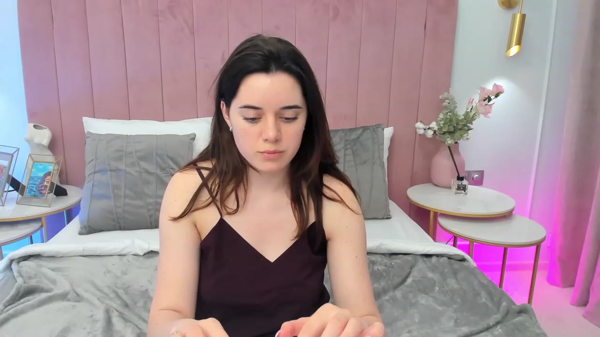 Gallery image thumbnail from JeyEvans's myfreecams stream on, 05/18/2023, 18:48 image 19 of 20