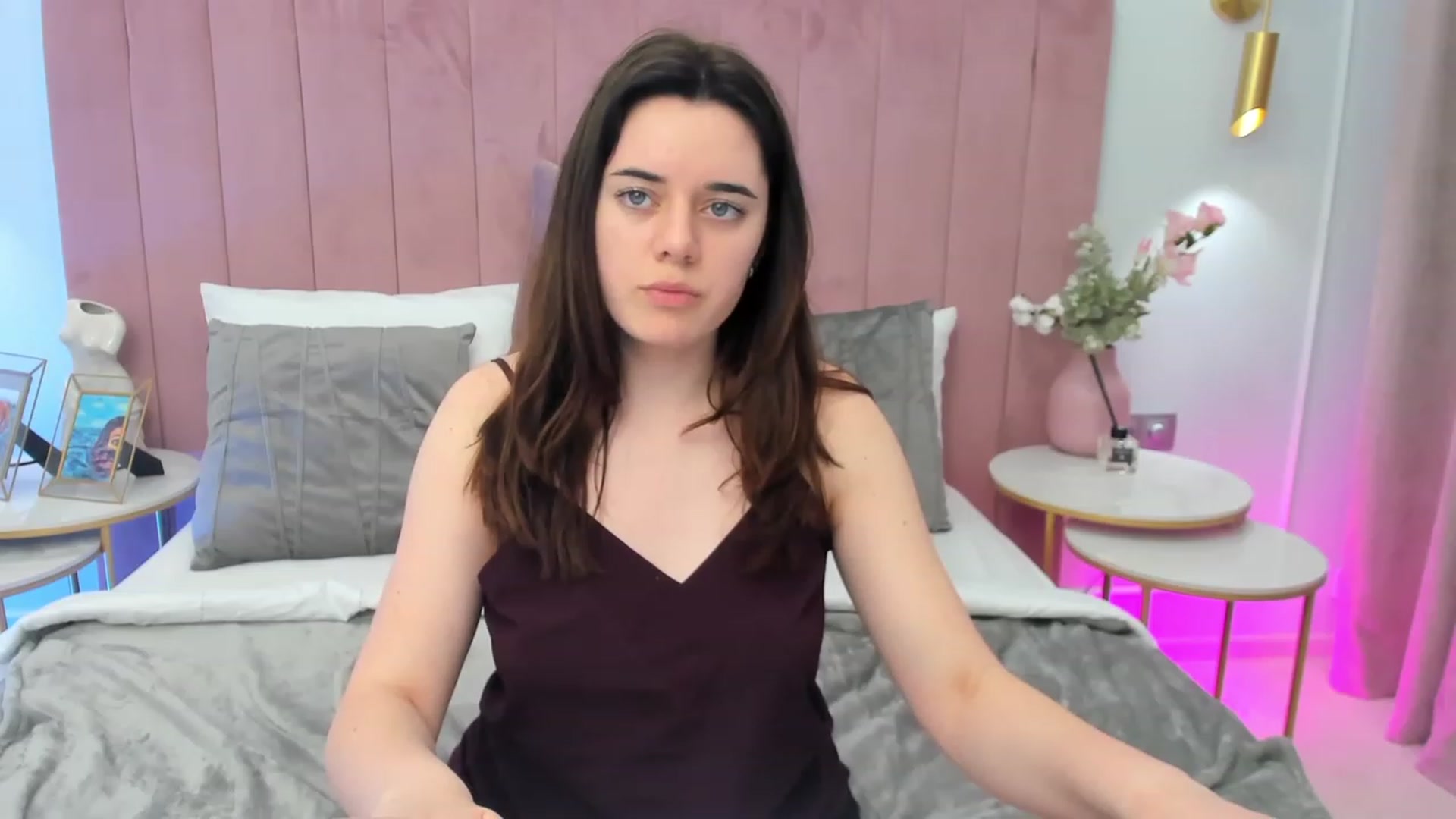 Gallery image thumbnail from JeyEvans's myfreecams stream on, 05/18/2023, 18:48 image 14 of 20