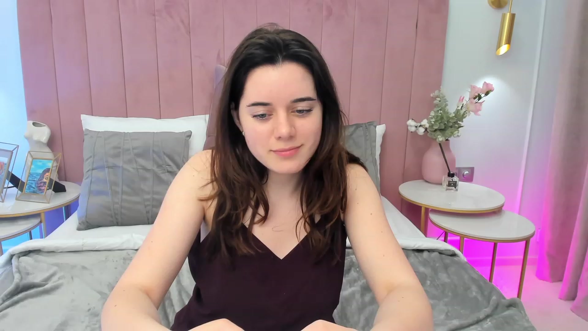 Gallery image thumbnail from JeyEvans's myfreecams stream on, 05/18/2023, 18:59 image 16 of 20