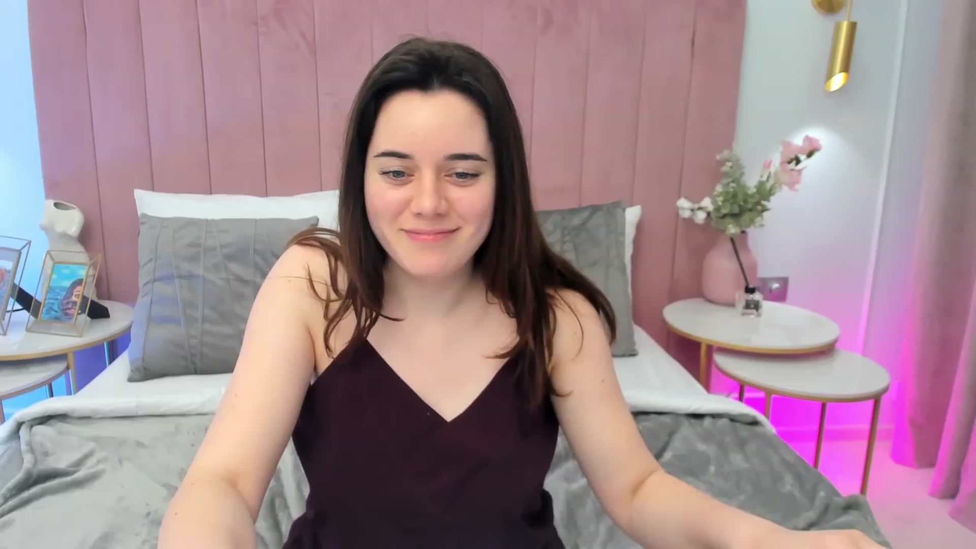 Gallery image thumbnail from JeyEvans's myfreecams stream on, 05/18/2023, 18:59 image 9 of 20