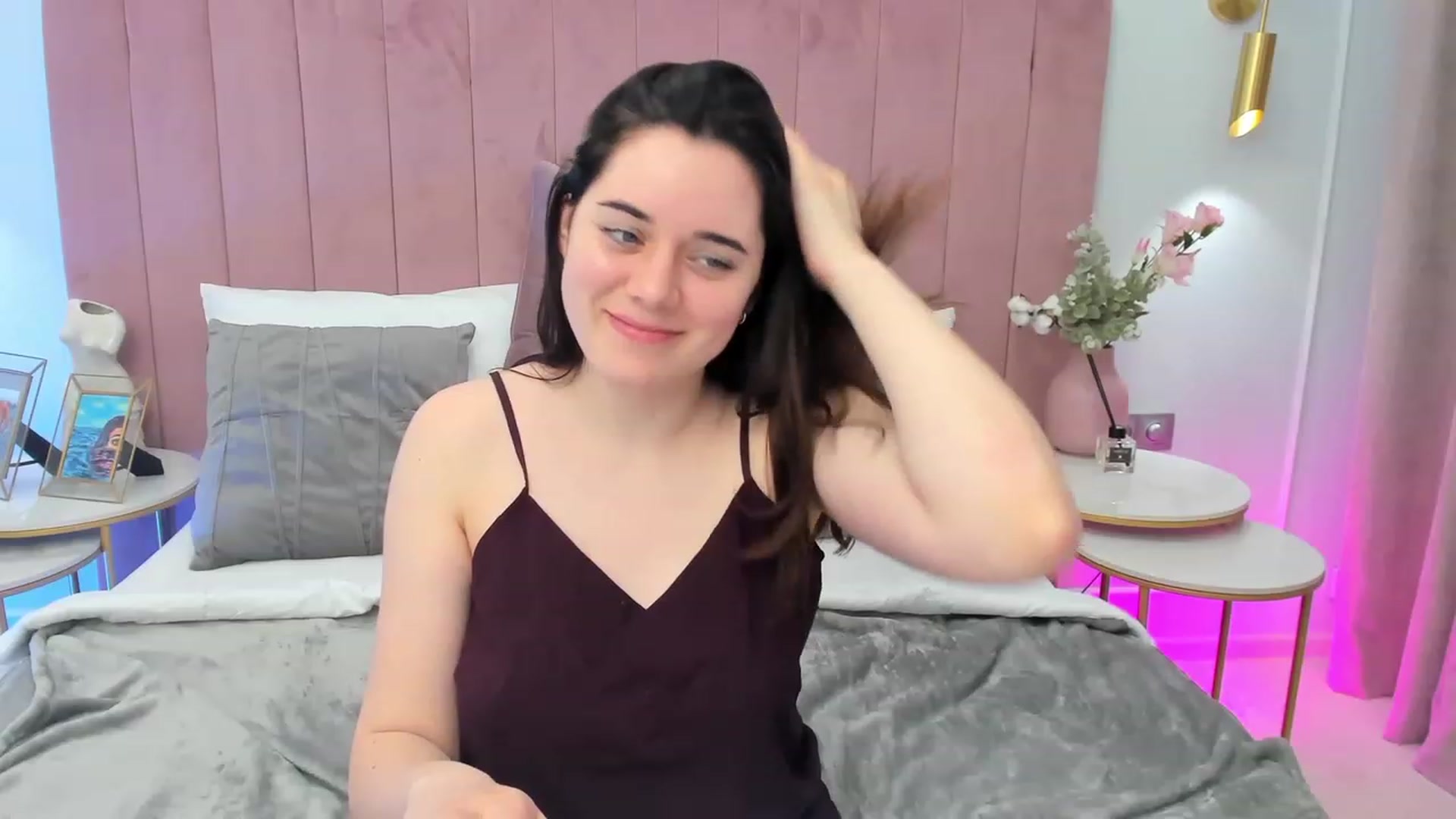 Gallery image thumbnail from JeyEvans's myfreecams stream on, 05/18/2023, 18:59 image 10 of 20