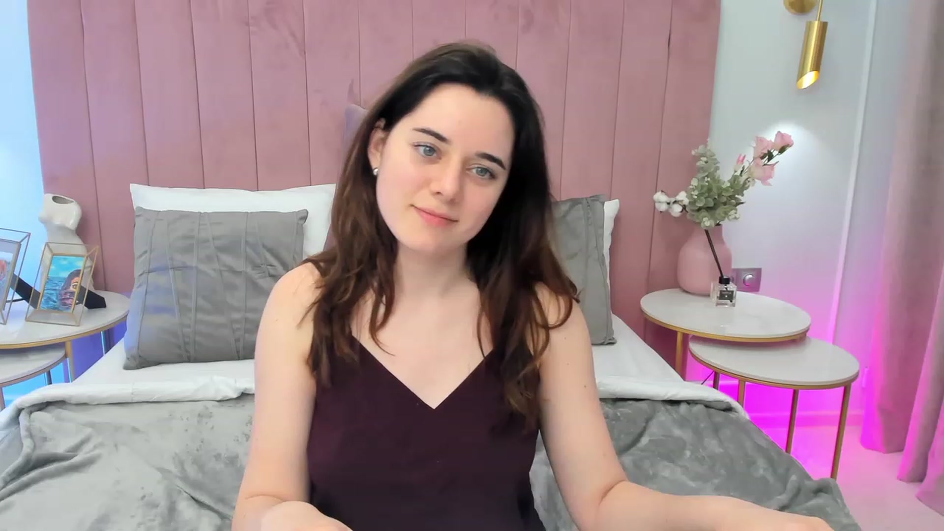 Gallery image thumbnail from JeyEvans's myfreecams stream on, 05/18/2023, 18:59 image 15 of 20