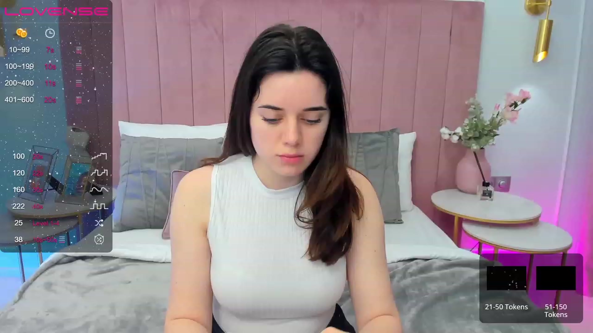 Gallery image thumbnail from JeyEvans's myfreecams stream on, 05/19/2023, 07:26 image 10 of 20