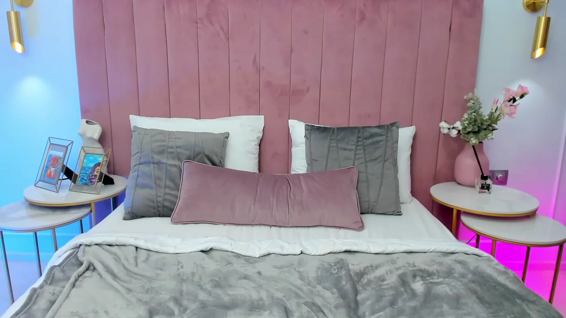 Gallery image thumbnail from JeyEvans's myfreecams stream on, 05/19/2023, 11:56 image 16 of 20