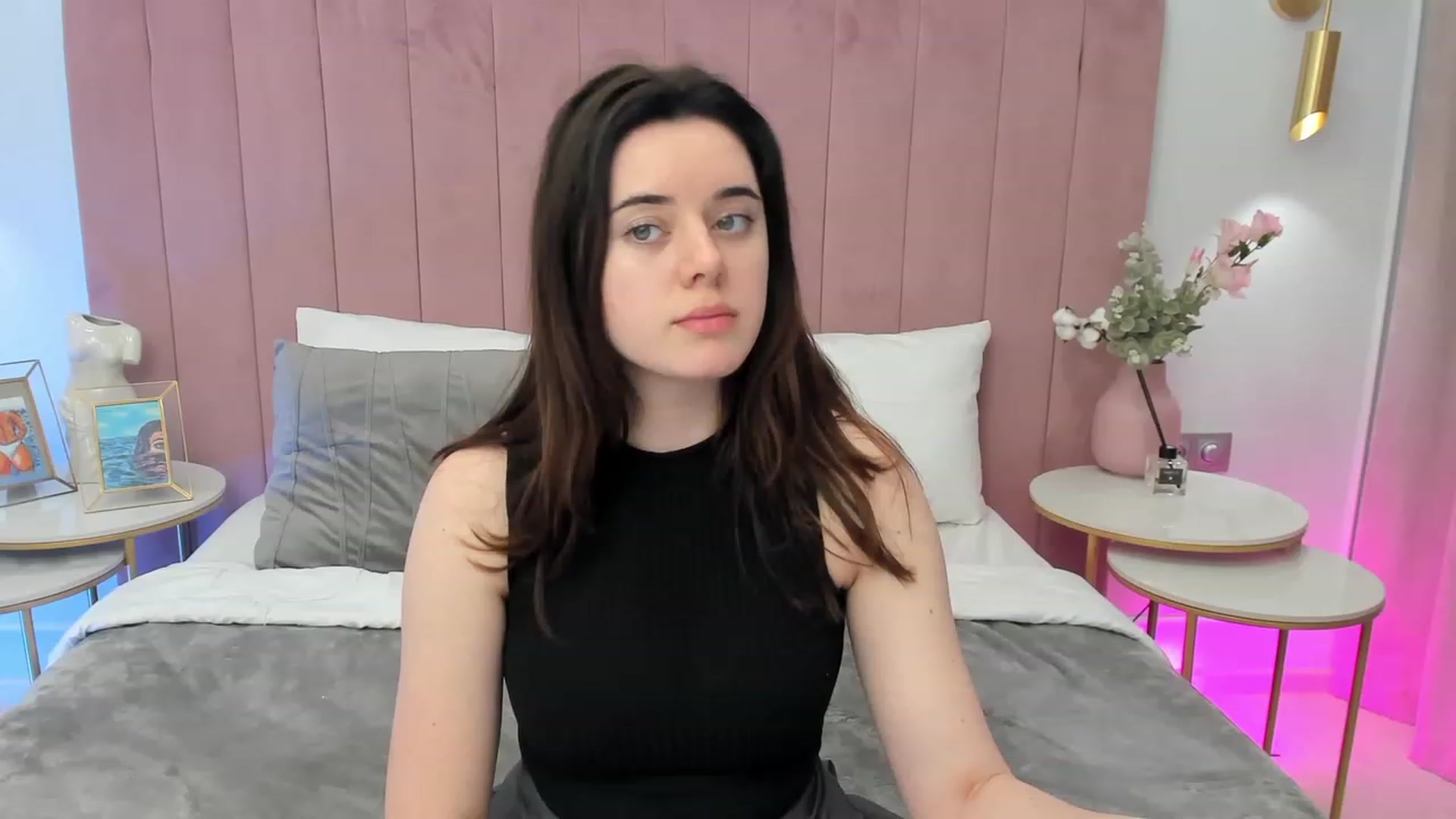 Gallery image thumbnail from JeyEvans's myfreecams stream on, 05/22/2023, 06:53 image 19 of 20
