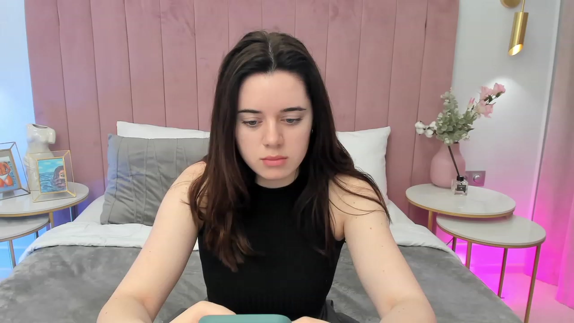 Gallery image thumbnail from JeyEvans's myfreecams stream on, 05/22/2023, 06:53 image 4 of 20