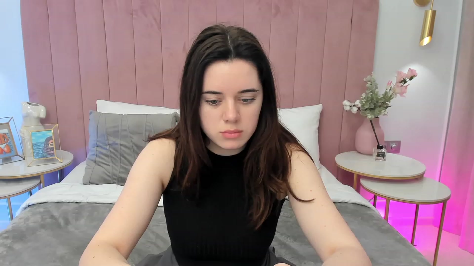 Gallery image thumbnail from JeyEvans's myfreecams stream on, 05/22/2023, 06:53 image 10 of 20