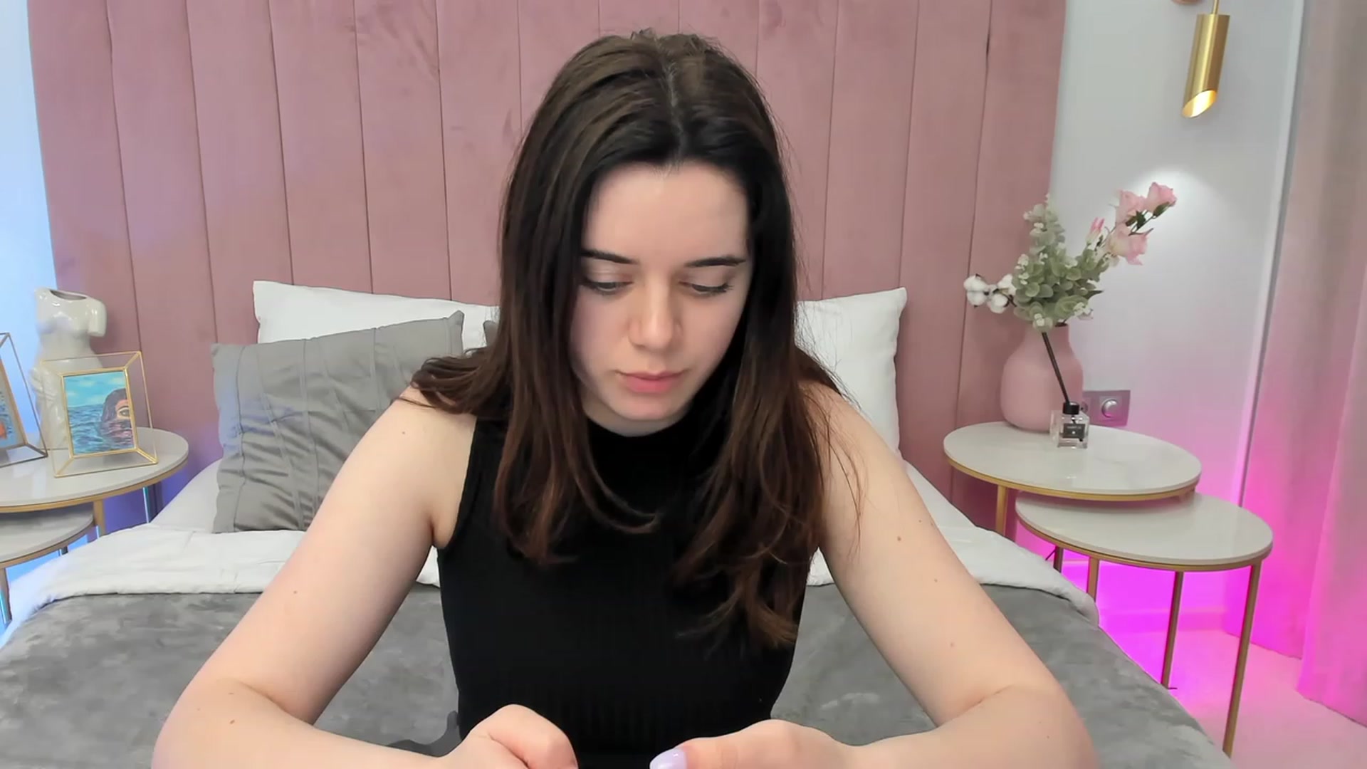 Gallery image thumbnail from JeyEvans's myfreecams stream on, 05/22/2023, 09:19 image 19 of 20