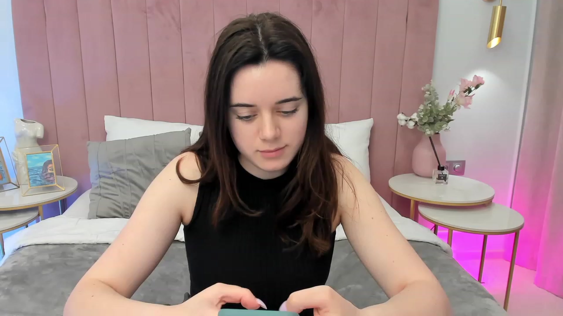 Gallery image thumbnail from JeyEvans's myfreecams stream on, 05/22/2023, 09:19 image 17 of 20