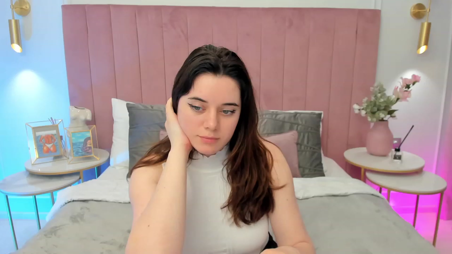Gallery image thumbnail from JeyEvans's myfreecams stream on, 05/29/2023, 03:54 image 15 of 20