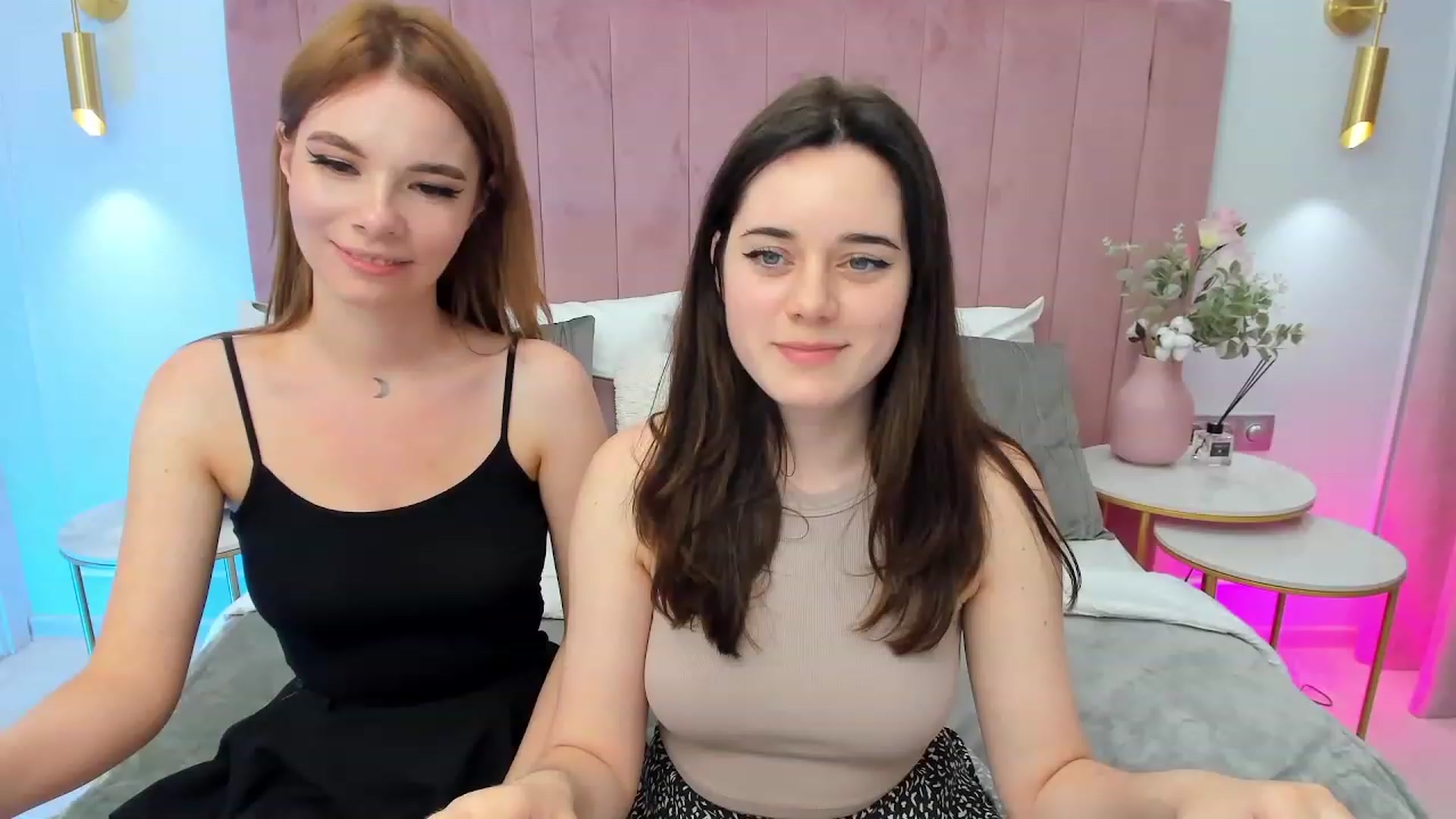 Gallery image thumbnail from JeyEvans's myfreecams stream on, 06/15/2023, 15:31 image 1 of 20