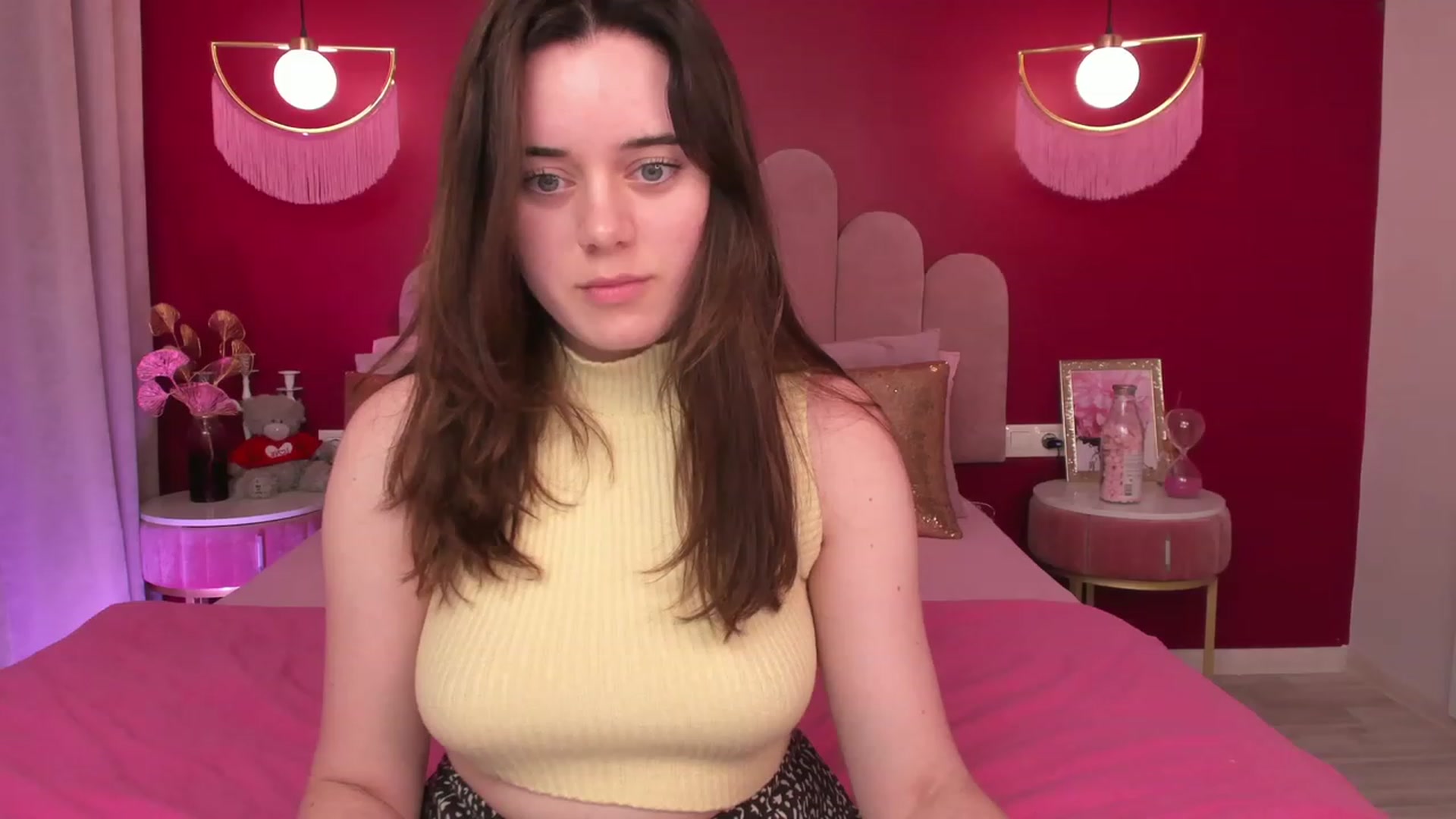 Gallery image thumbnail from JeyEvans's myfreecams stream on, 06/24/2023, 16:53 image 15 of 20