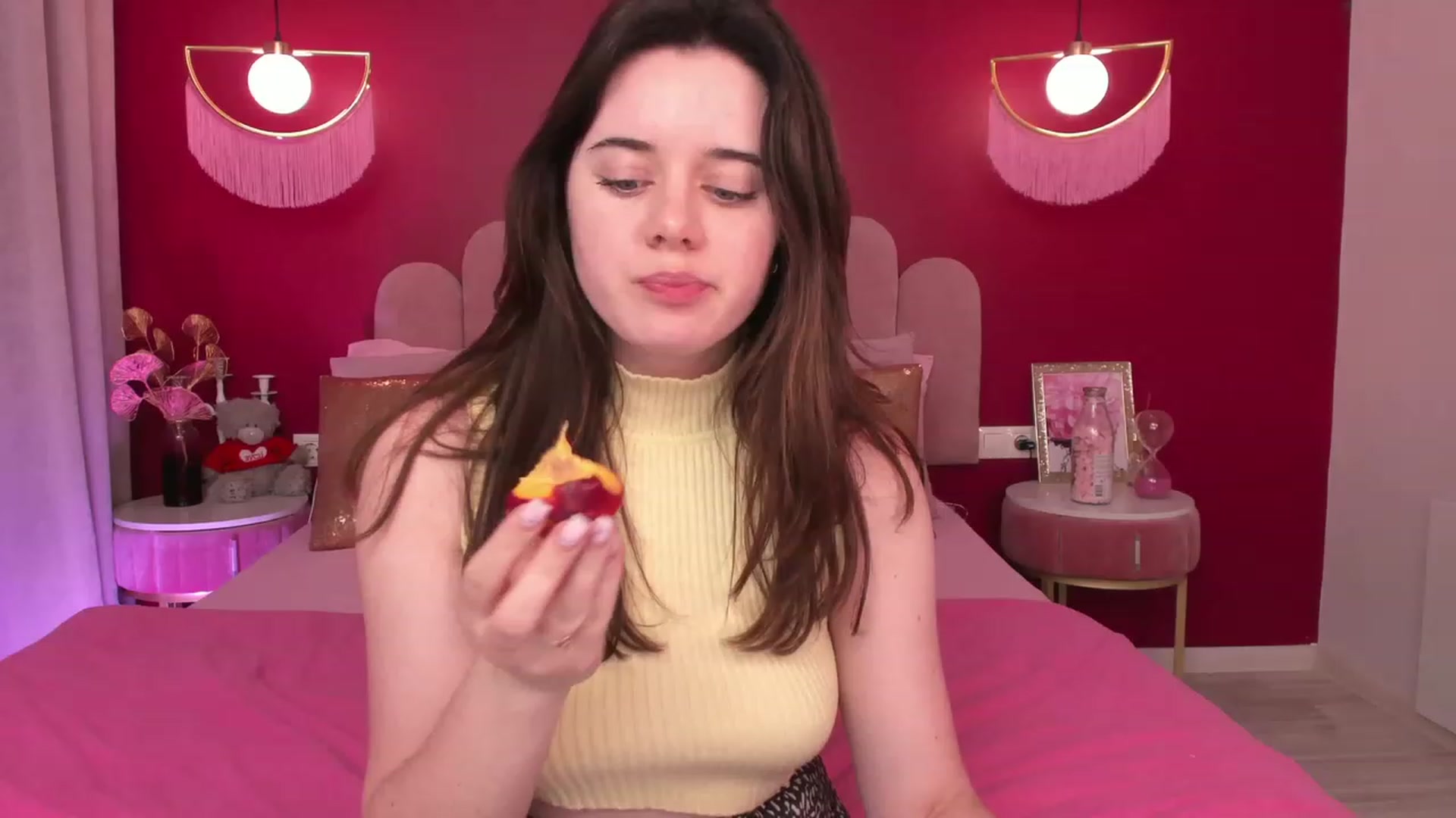 Gallery image thumbnail from JeyEvans's myfreecams stream on, 06/24/2023, 16:53 image 7 of 20