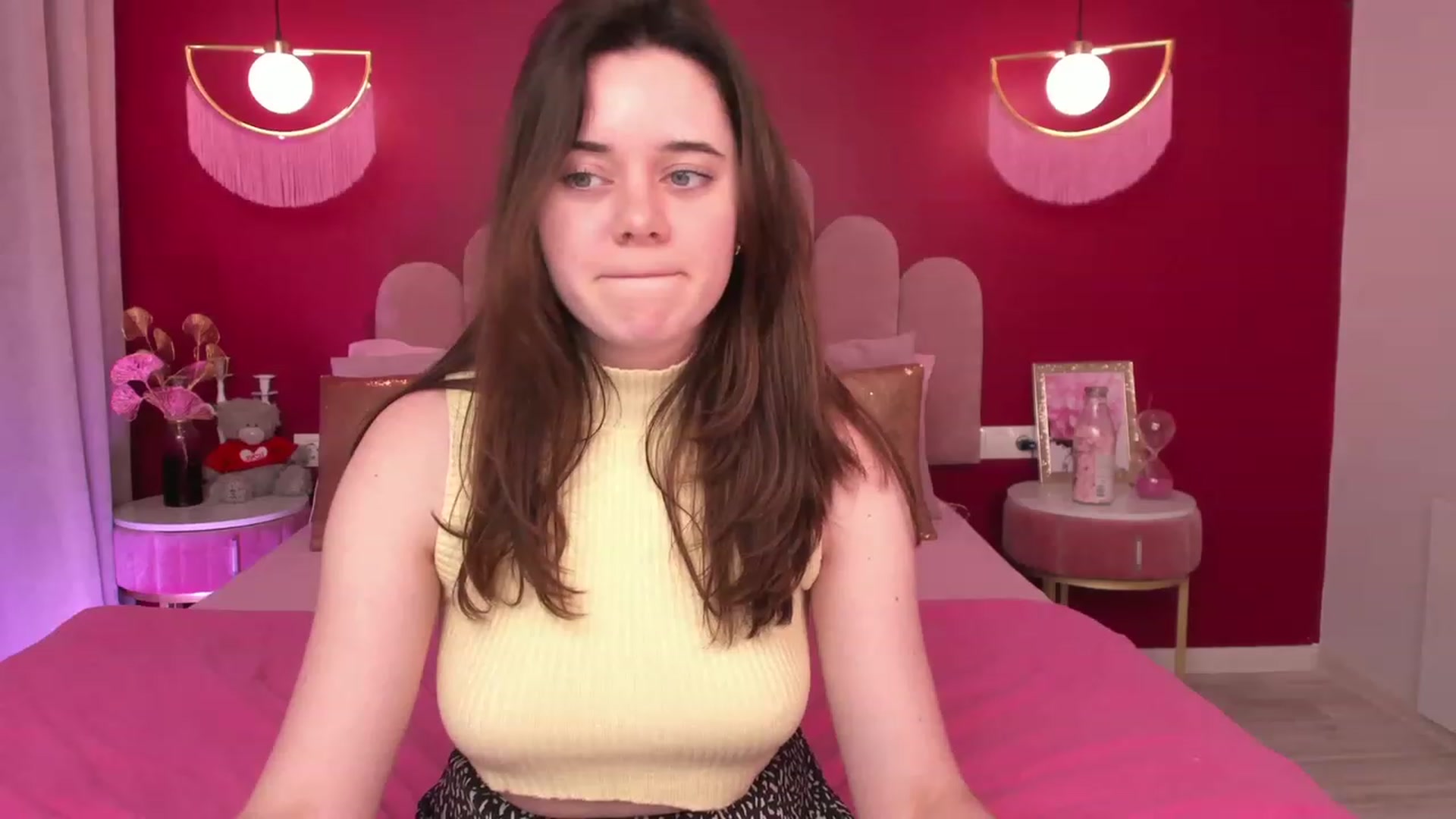 Gallery image thumbnail from JeyEvans's myfreecams stream on, 06/24/2023, 16:53 image 9 of 20