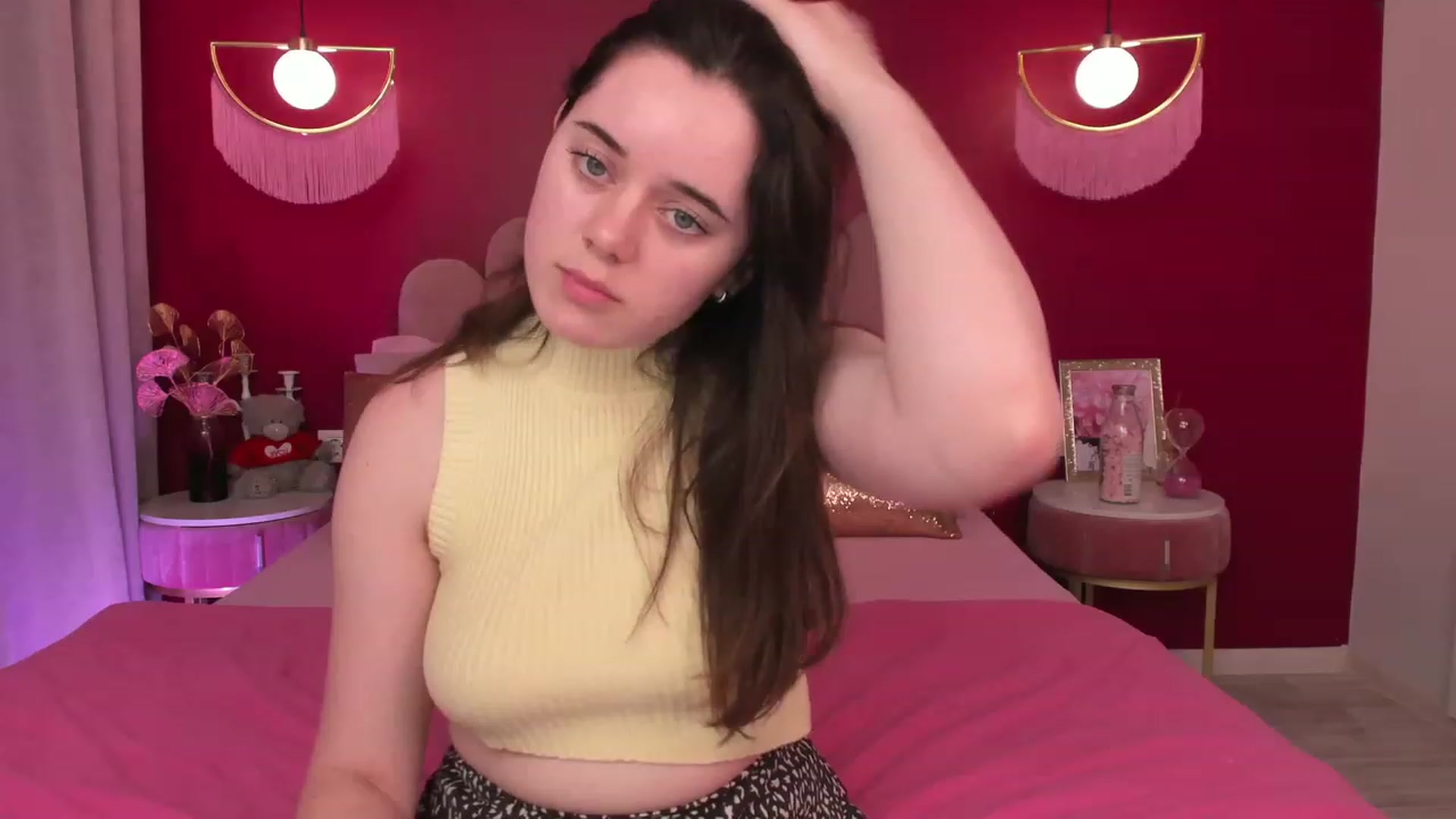 Gallery image thumbnail from JeyEvans's myfreecams stream on, 06/24/2023, 16:53 image 16 of 20