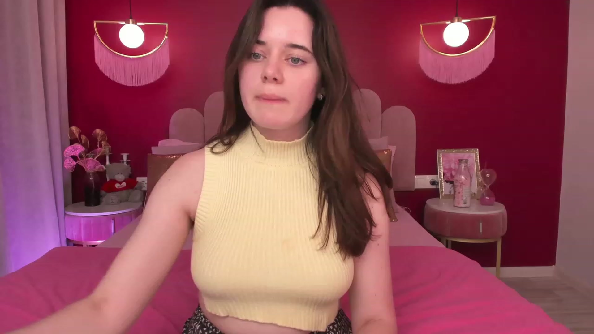 Gallery image thumbnail from JeyEvans's myfreecams stream on, 06/24/2023, 18:23 image 3 of 20