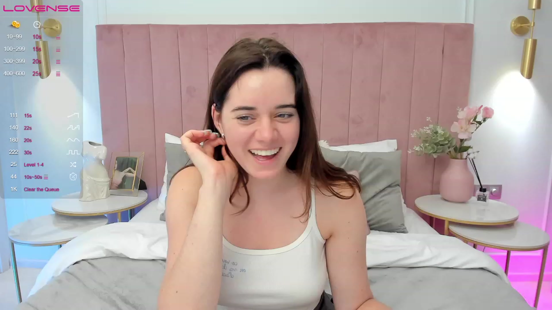 Gallery image thumbnail from JeyEvans's myfreecams stream on, 07/25/2023, 17:48 image 17 of 20