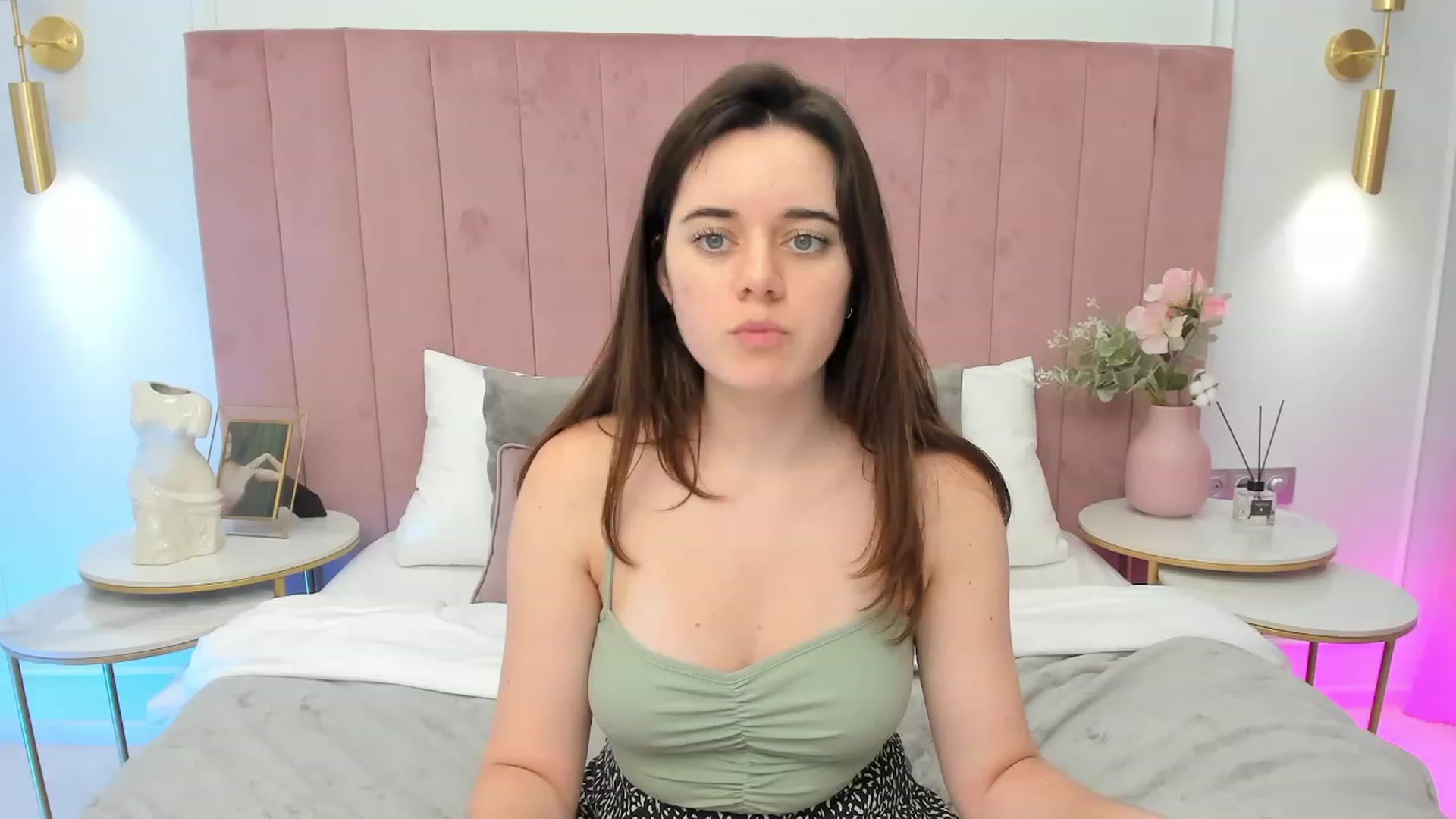 Gallery image thumbnail from JeyEvans's myfreecams stream on, 07/31/2023, 09:42 image 19 of 20