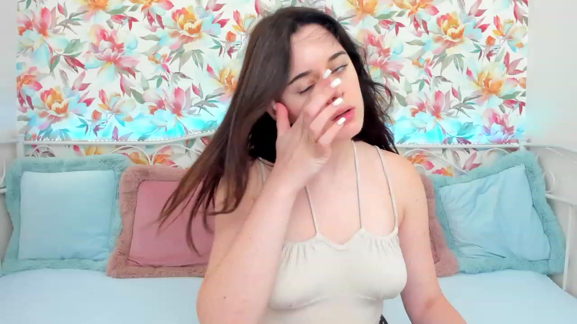 Gallery image thumbnail from JeyEvans's myfreecams stream on, 08/31/2023, 08:39 image 10 of 20