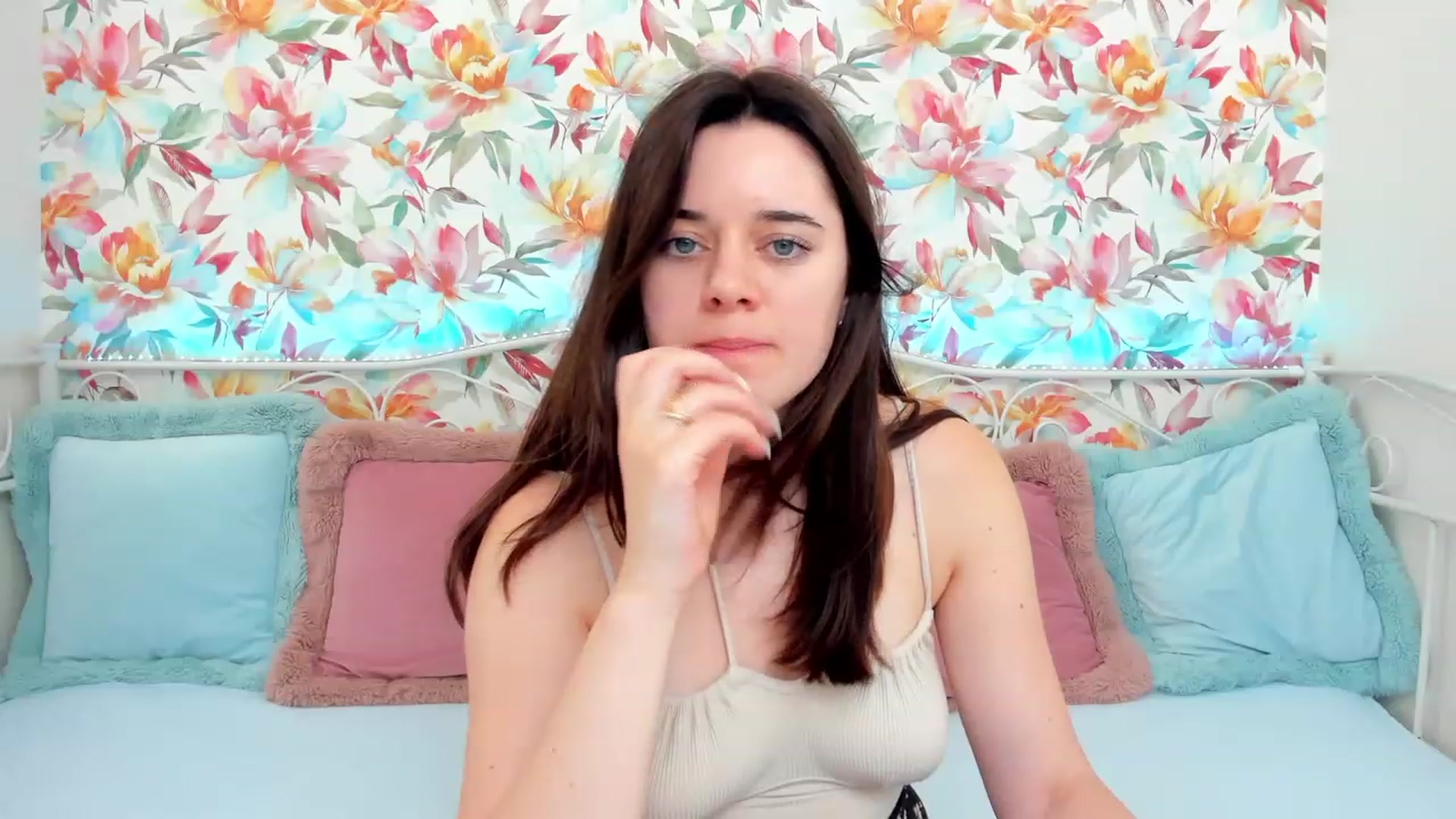 Gallery image thumbnail from JeyEvans's myfreecams stream on, 08/31/2023, 08:39 image 16 of 20