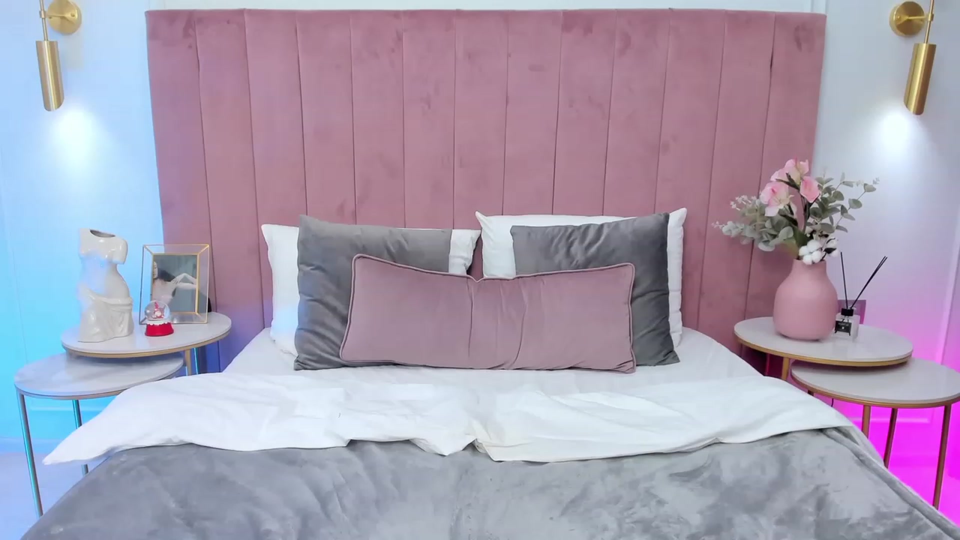 Gallery image thumbnail from JeyEvans's myfreecams stream on, 09/13/2023, 11:59 image 19 of 20