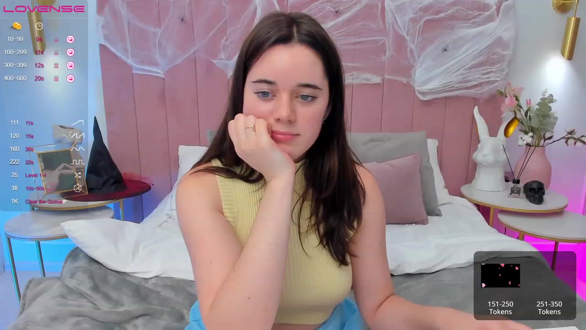 Gallery image thumbnail from JeyEvans's myfreecams stream on, 10/25/2023, 18:10 image 8 of 20