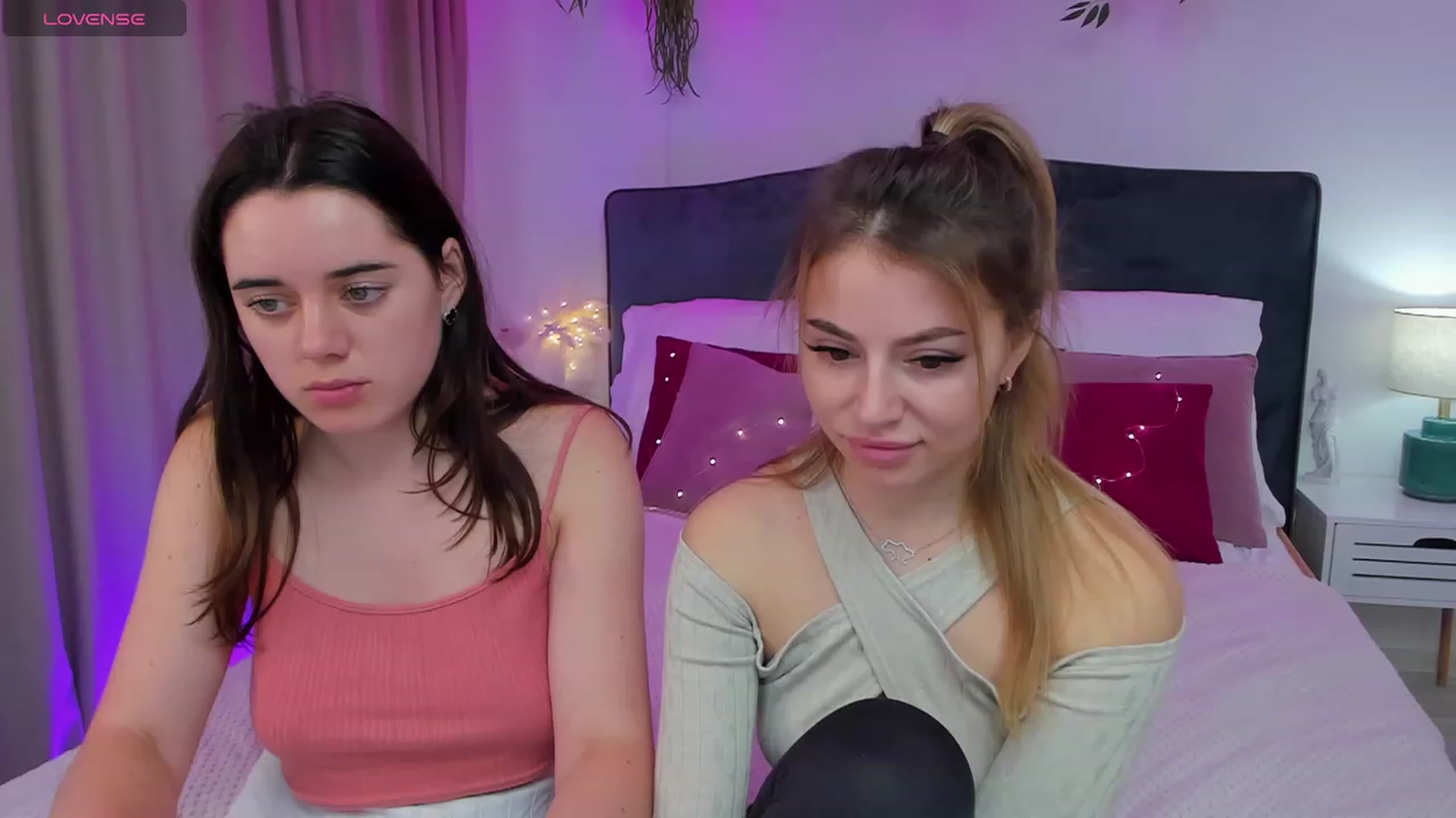 Gallery image thumbnail from JeyEvans's myfreecams stream on, 12/01/2023, 13:01 image 3 of 20