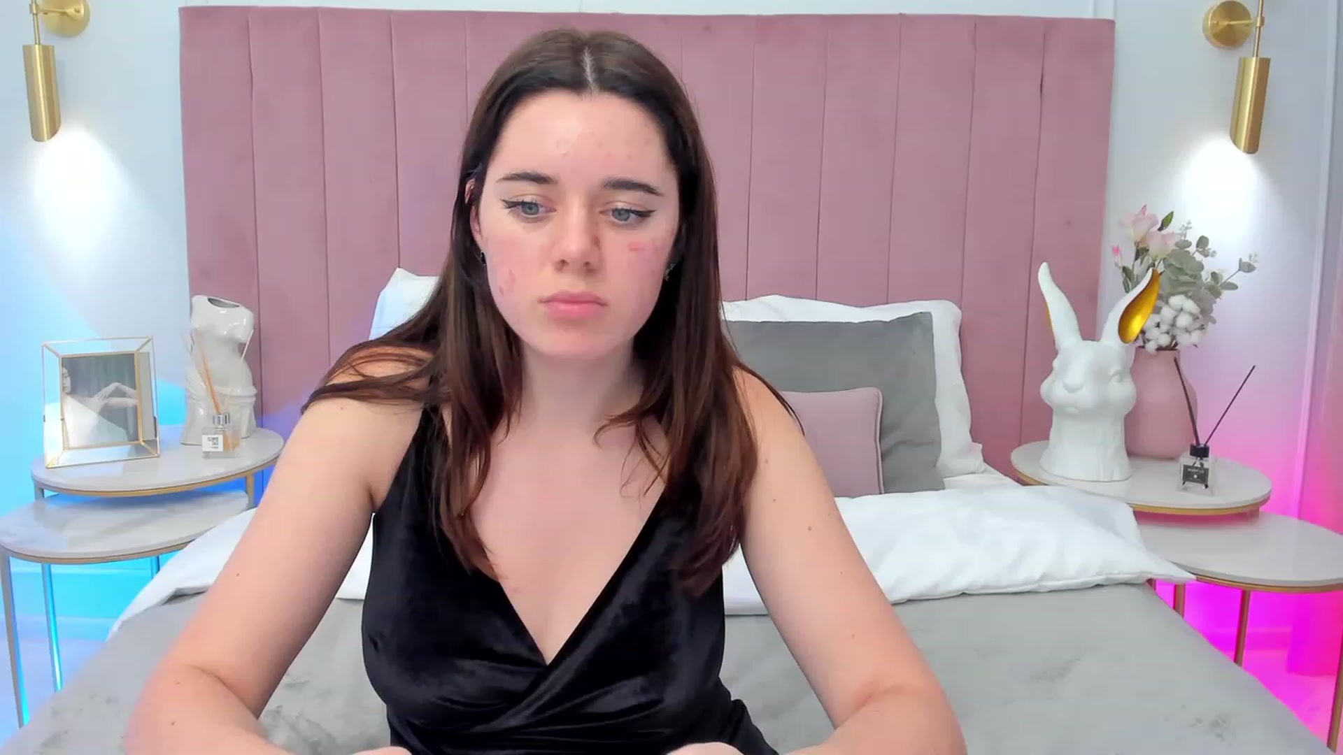 Gallery image thumbnail from JeyEvans's myfreecams stream on, 12/12/2023, 18:52 image 16 of 20
